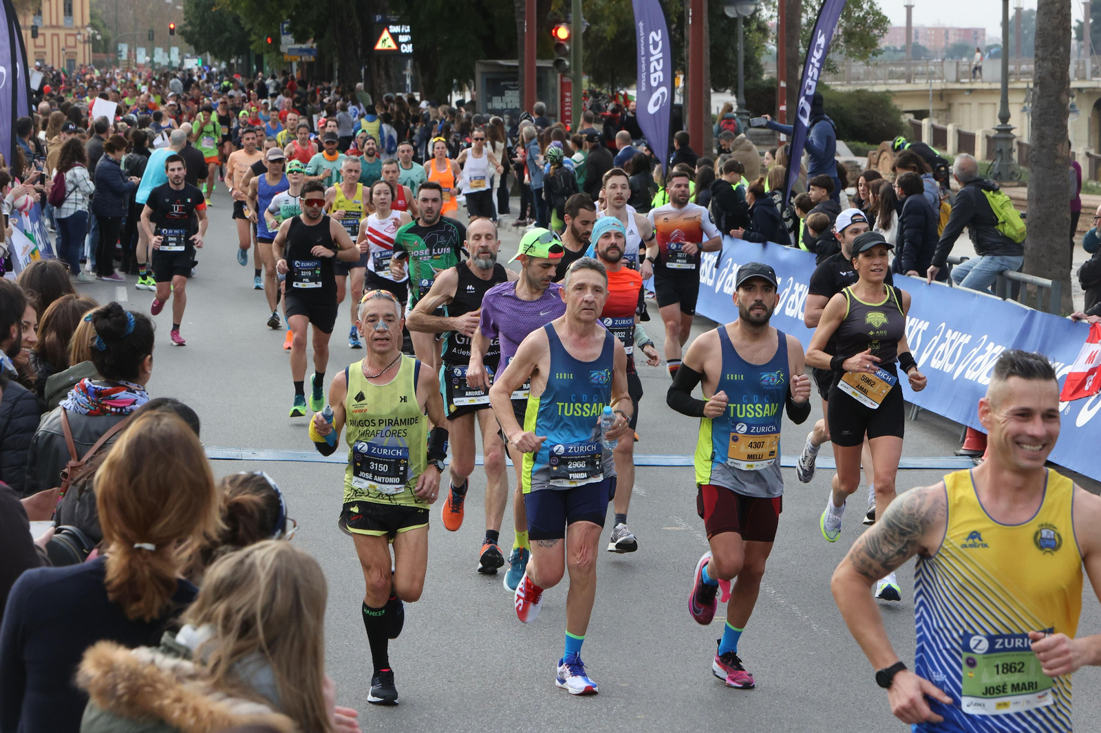Búscate en la maratón de Sevilla 13
