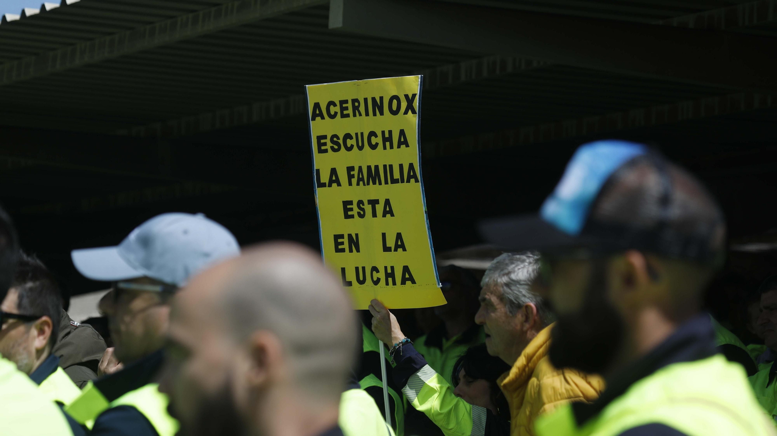 Fotos de la concentración de Acerinox por el Primero de Mayo Fotos de la concentración de Acerinox por el Primero de Mayo
