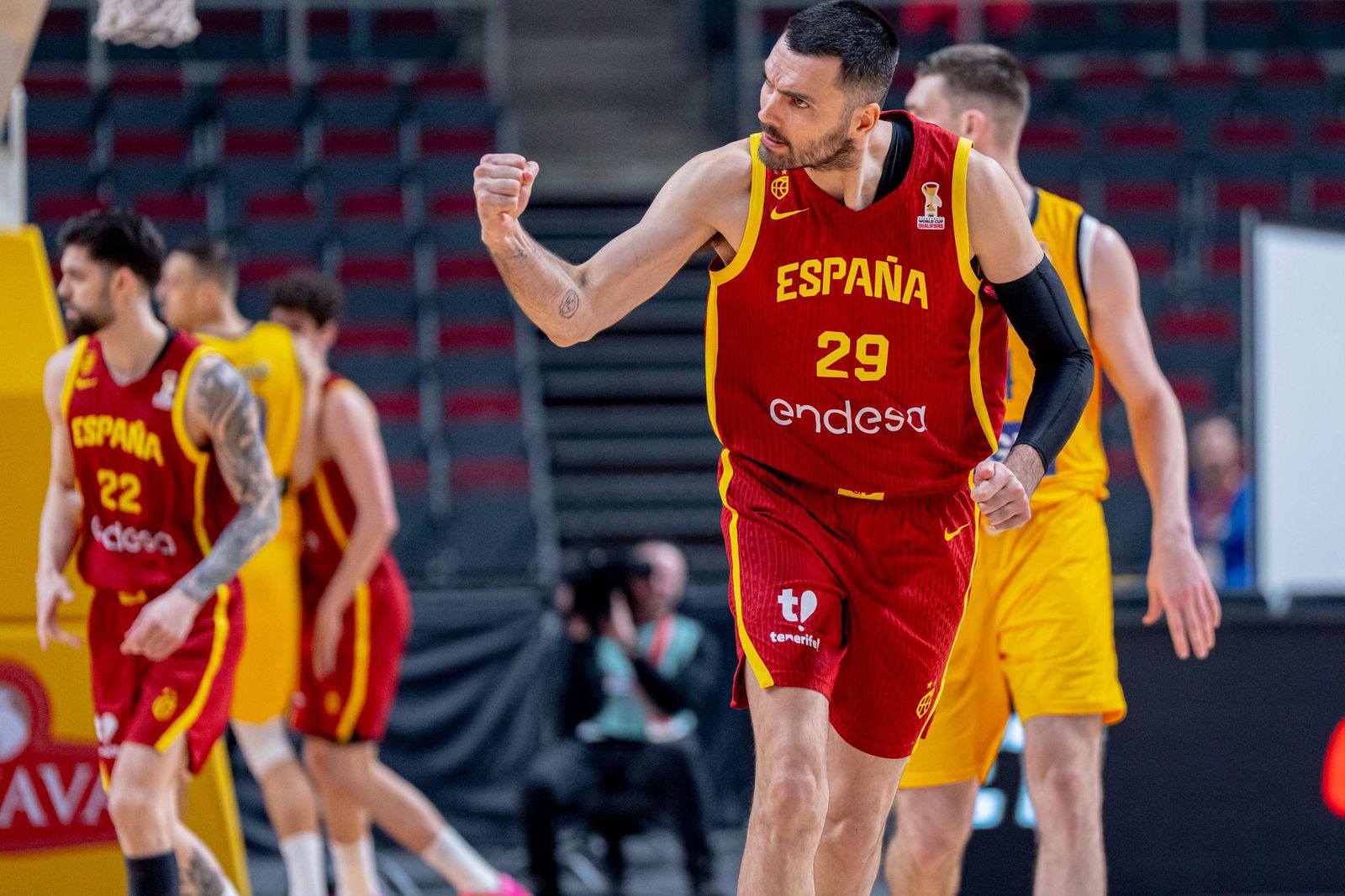 Las mejores fotos del Ucrania-España de baloncesto