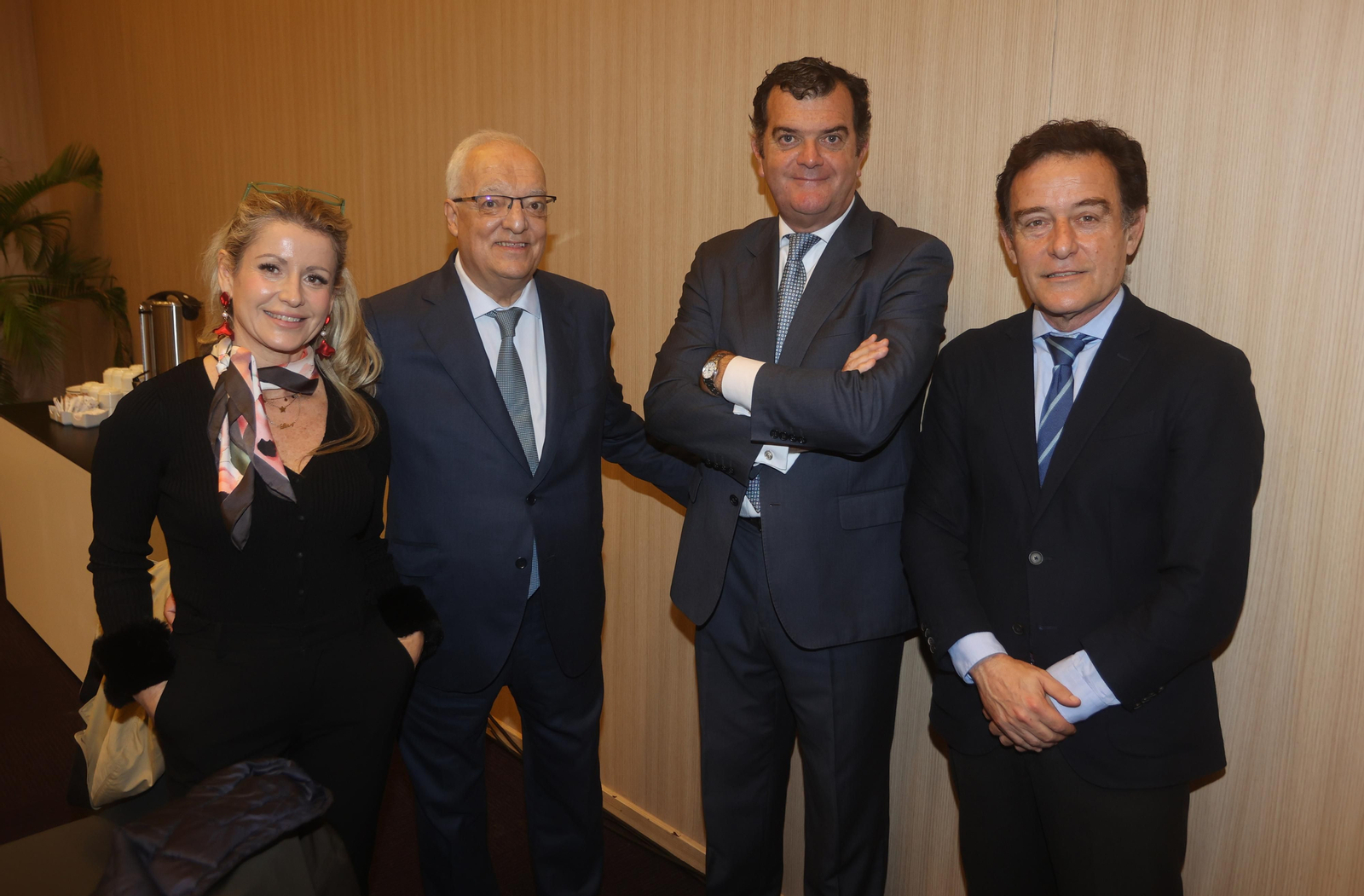 FORO JOLY.  Dña.Carolina España