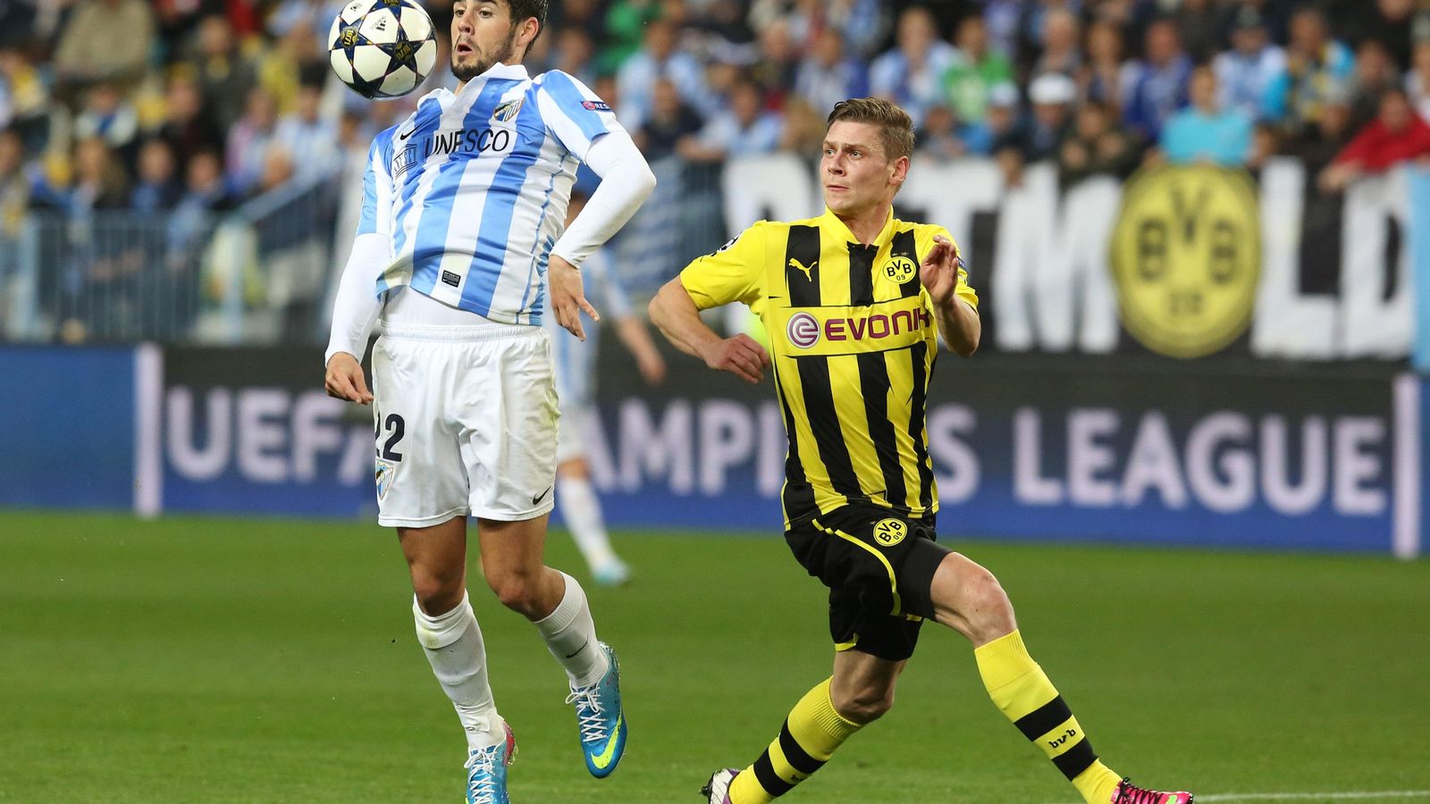 Isco, ante el Dortmund en La Rosaleda. Isco, ante el Dortmund en La Rosaleda.