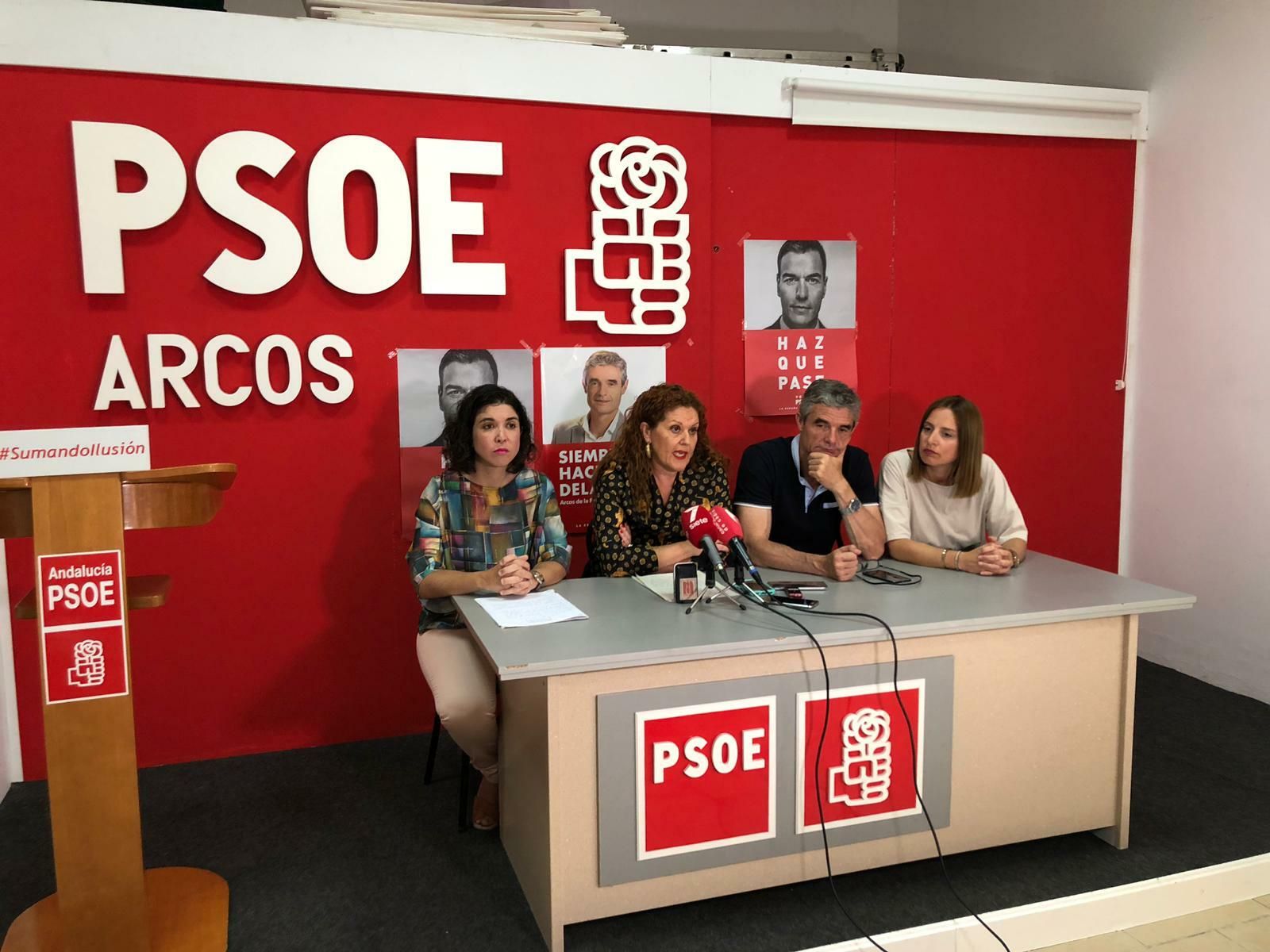 Maese, Ruiz, Gambín y Carrera durante su intervención en Arcos