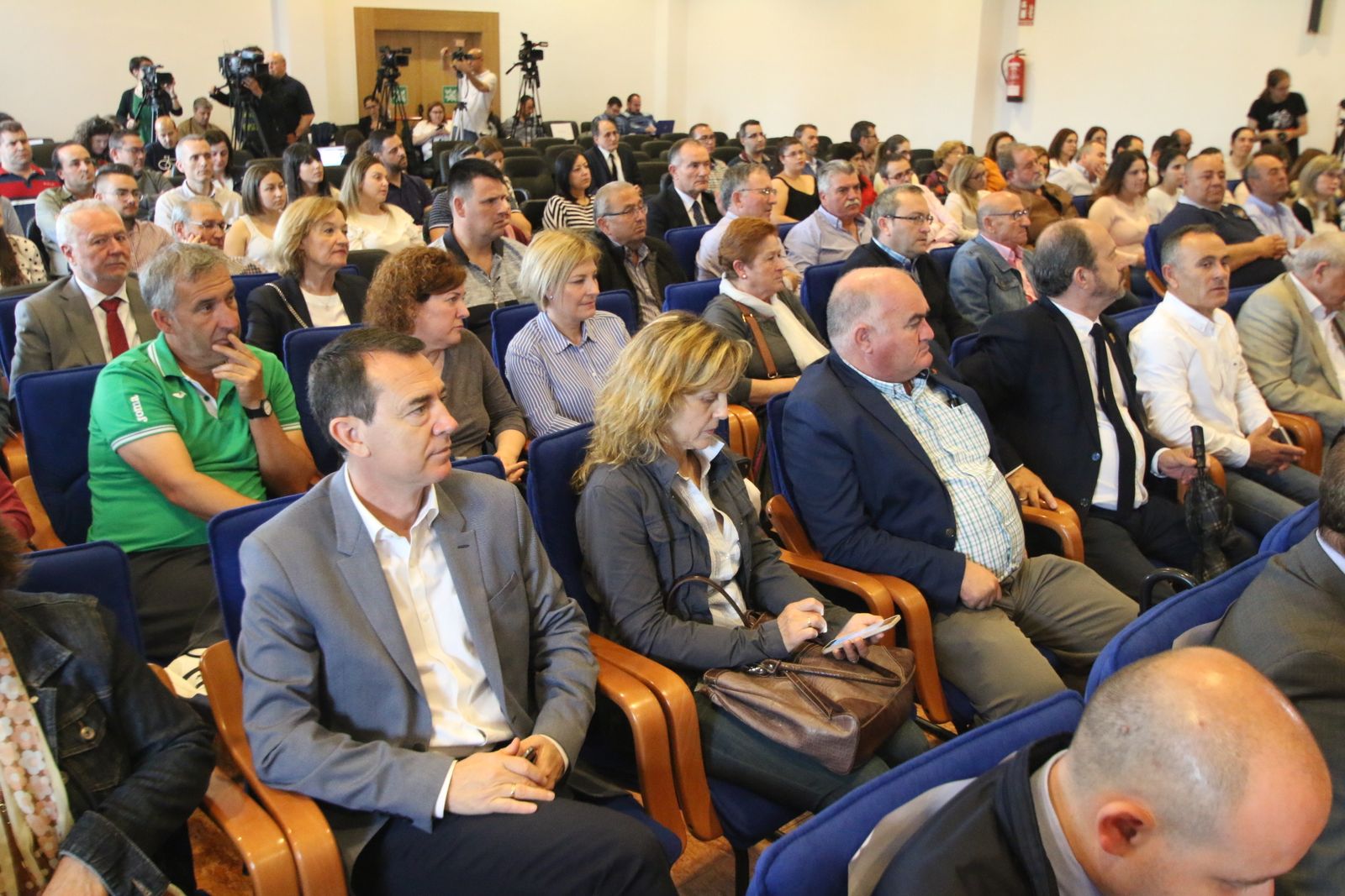 Las imágenes de la visita de Susana Díaz a Almería