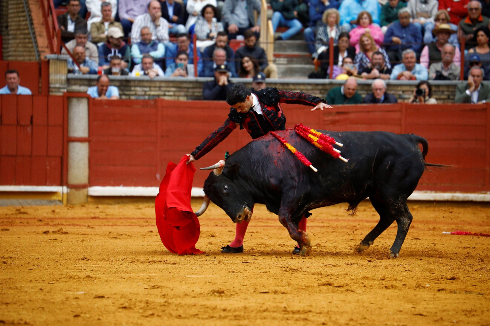 La última corrida de la Feria Taurina de Córdoba, en imágenes