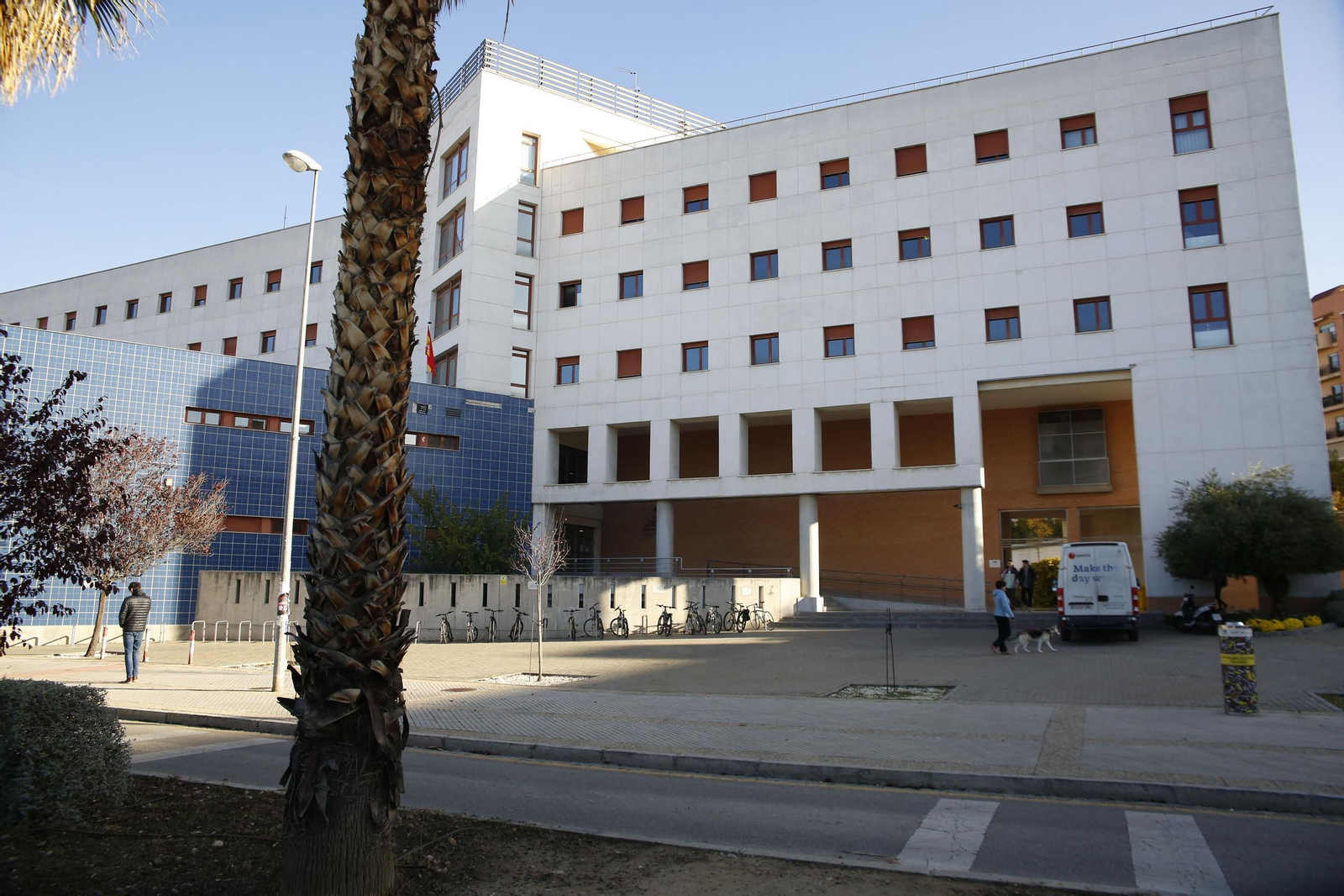 ETSIIT de la Universidad de Granada en el campus de Aynadamar.