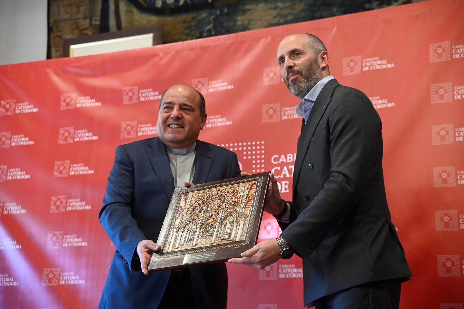 El reconocimiento a quienes lucharon contra el incendio de la Mezquita de Córdoba, en imágenes