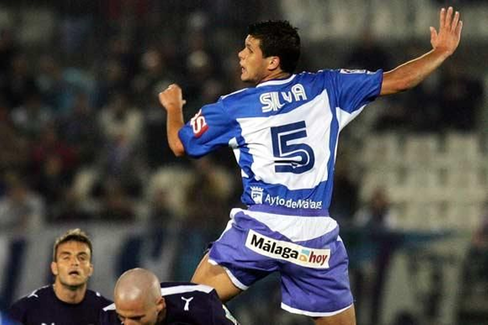 El Cádiz completa la zaga con el central Álvaro Silva