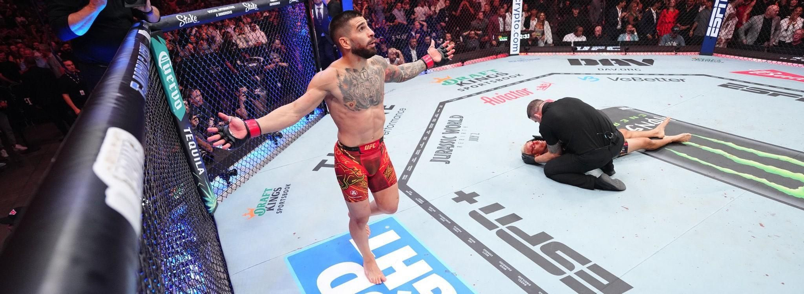 Las fotos del triunfo de Topuria ante Oliveira