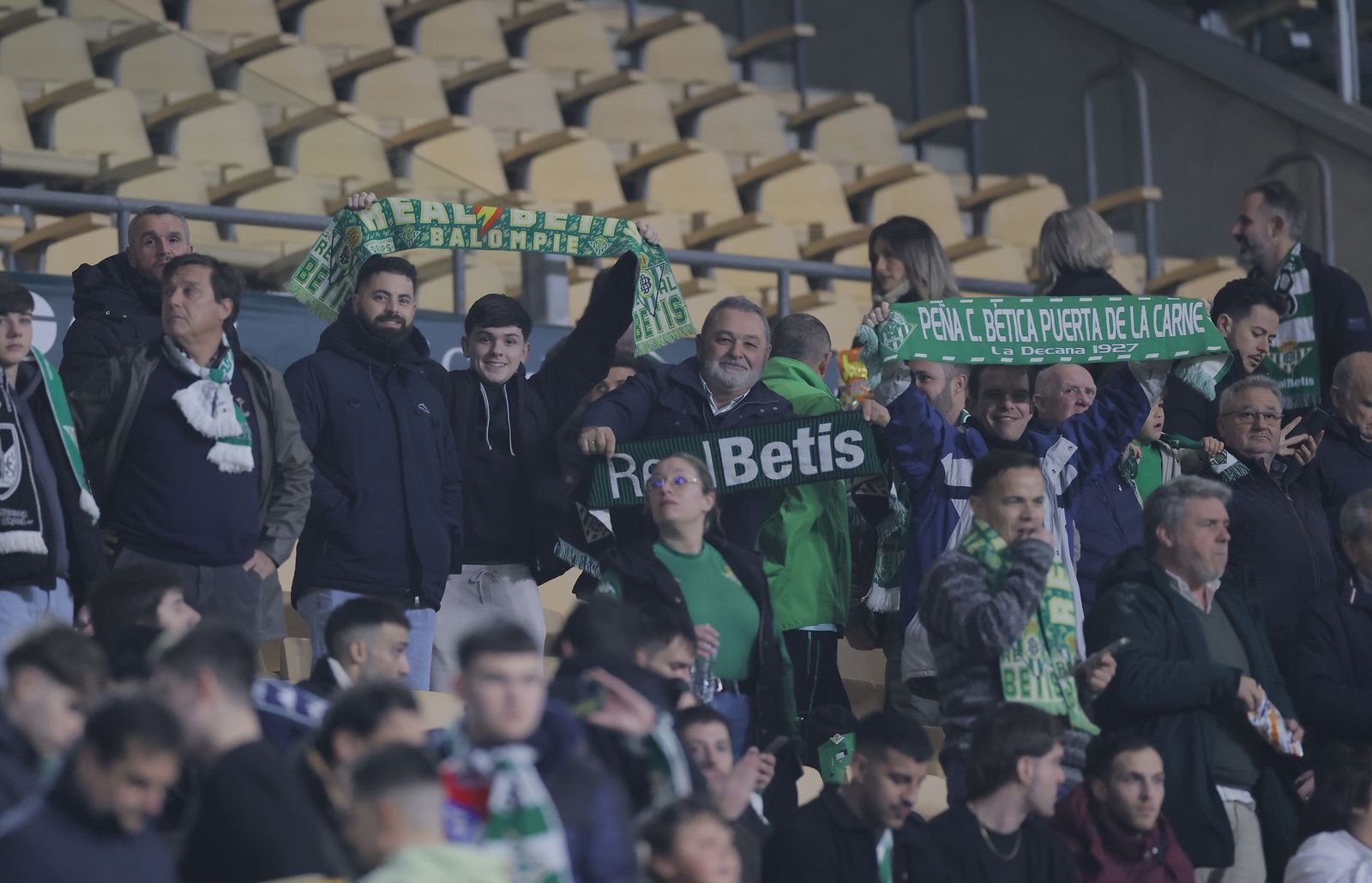 Búscate en las fotos del Betis - Atlético de Madrid