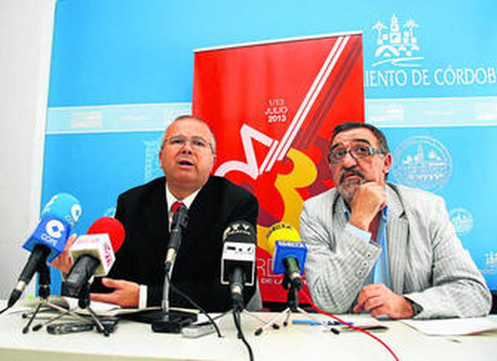 Moreno Calderón y Limia, ayer, en el Ayuntamiento.