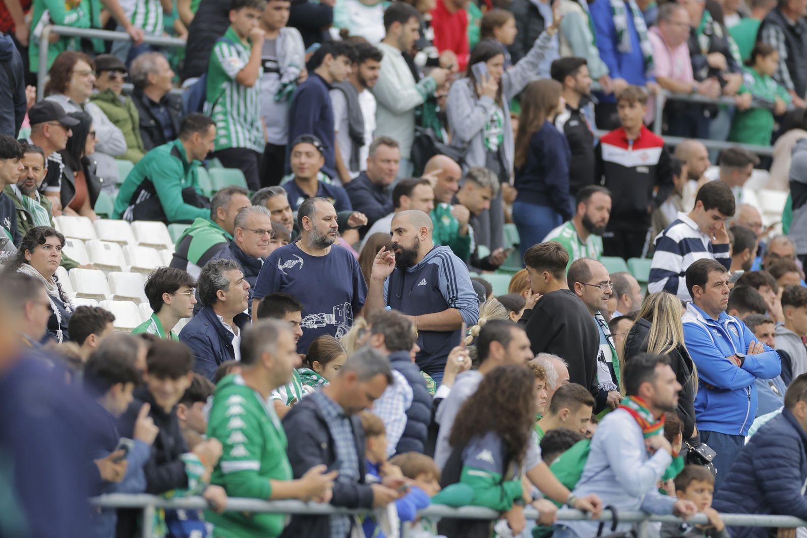 Búscate en las fotos del Betis-Mallorca