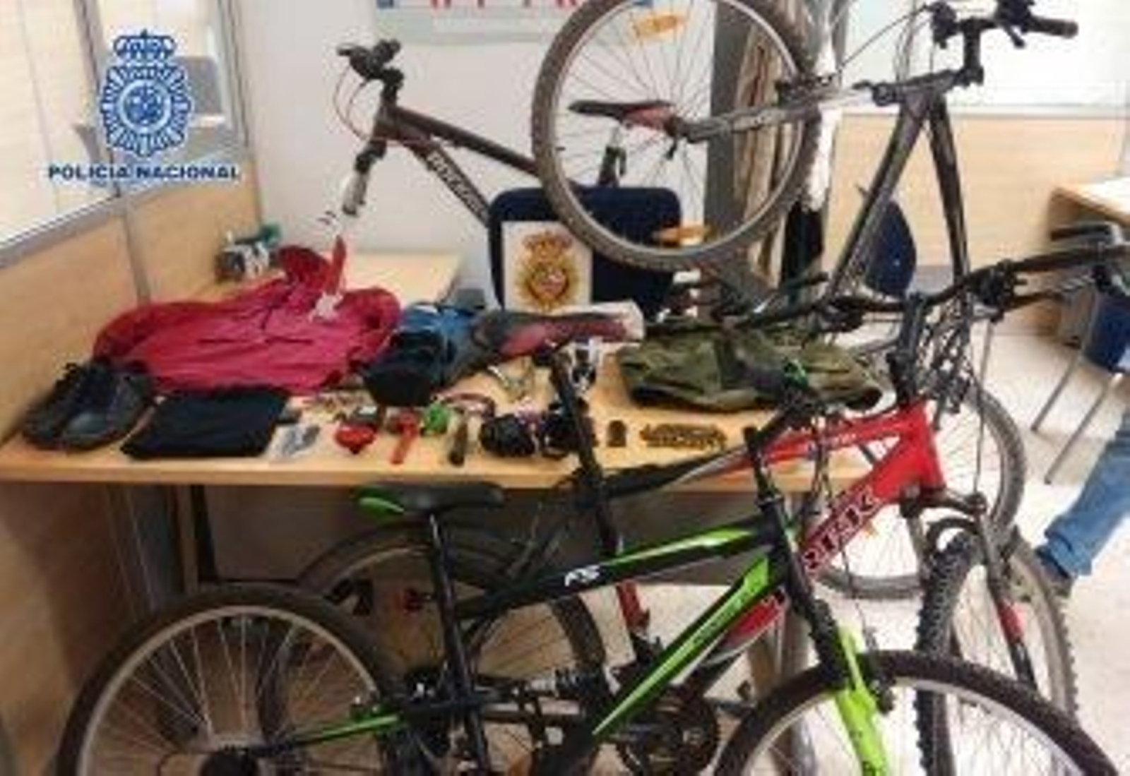 Detenidos por robar bicicletas en Málaga e intentar venderlas en internet