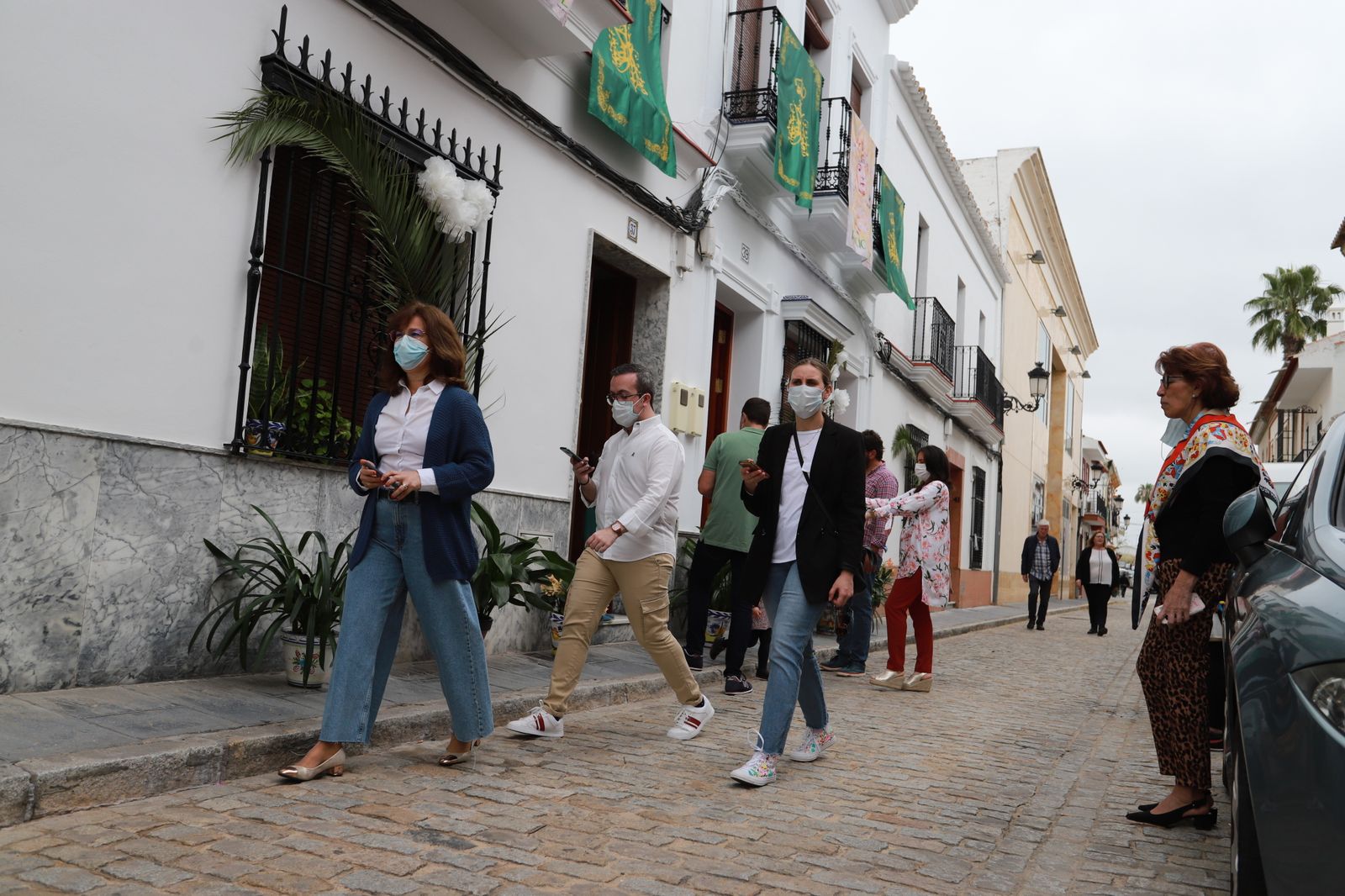Imágenes de la jornada especial vivida en Almonte sin la procesión de la Virgen del Rocío