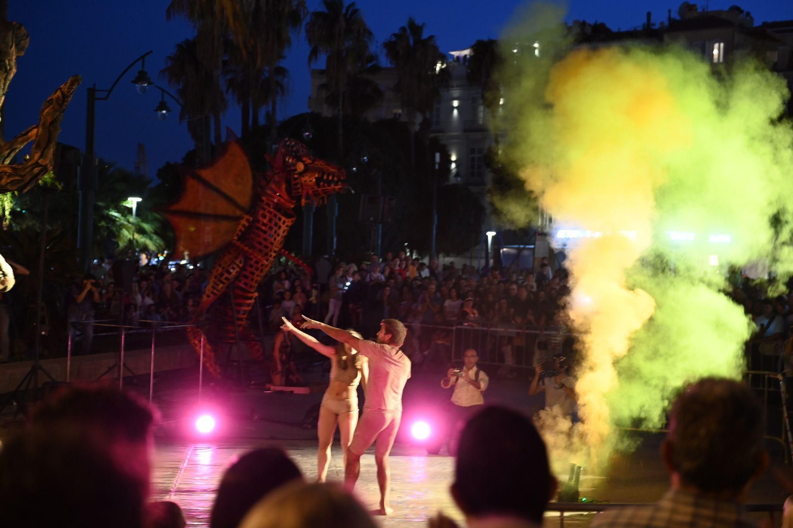 Las fotos de la Noche en Blanco en Málaga: la cultura inunda las calles