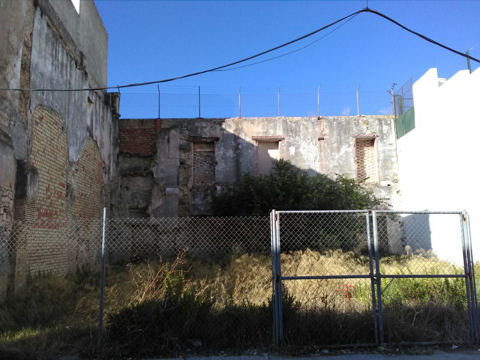 Una imagen de la parcela de la calle San Francisco.