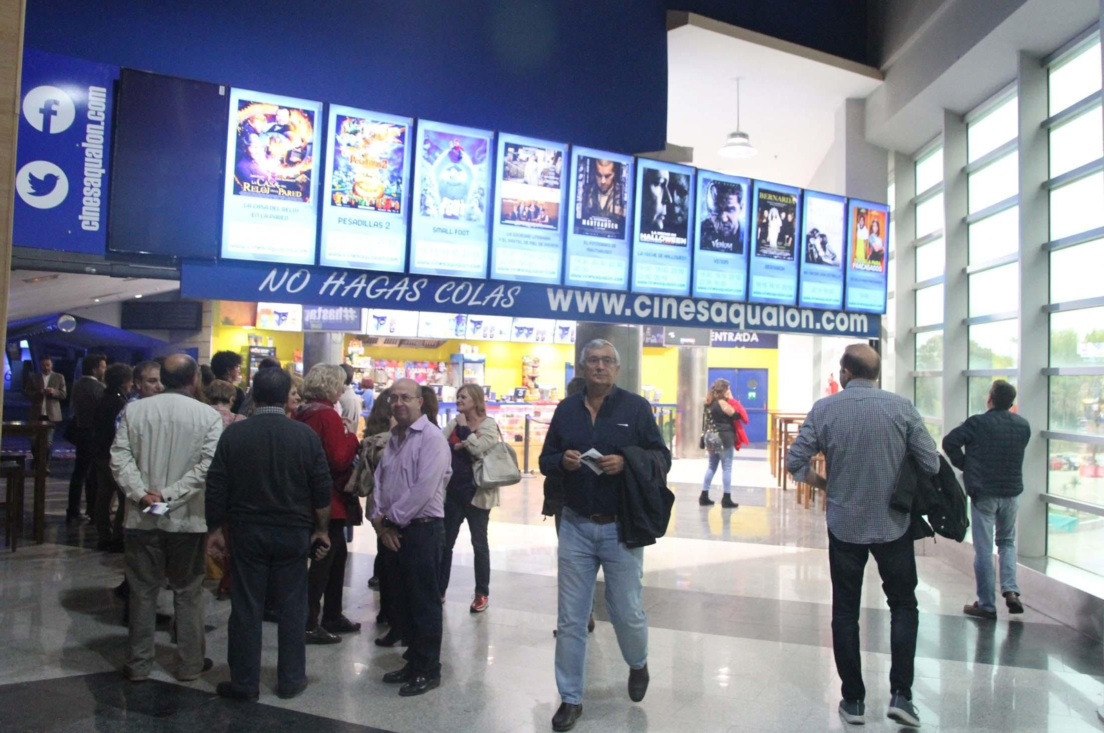 Imágenes de la proyección de la película Bernarda en CineBox Aqualon