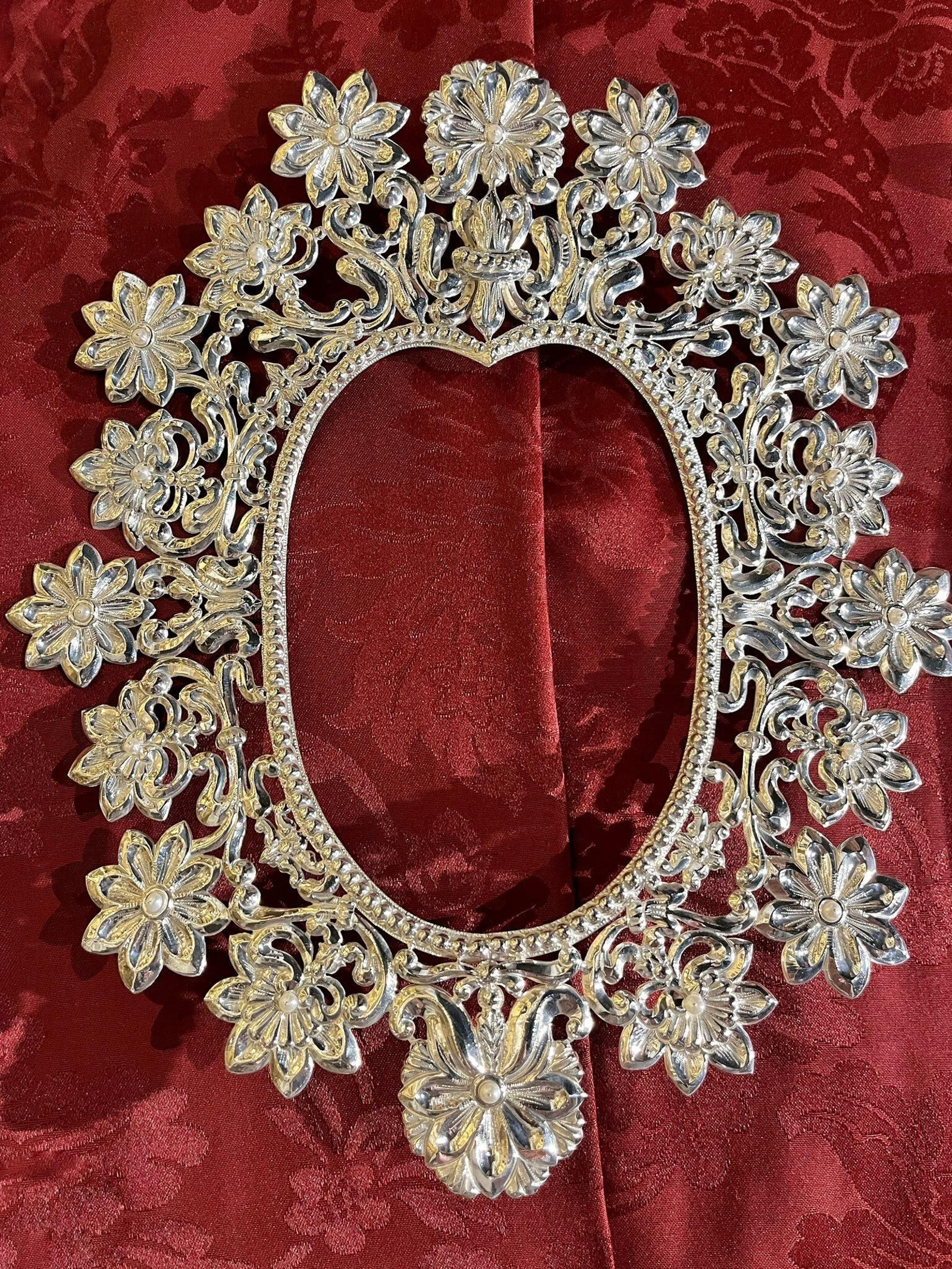 El rostrillo que portará la Virgen durante su besamanos