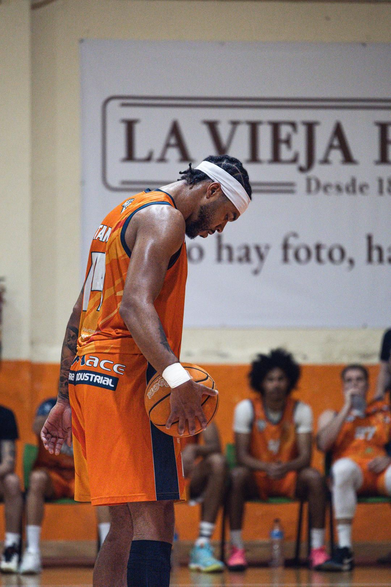 Las fotos del Morón - Betis Baloncesto