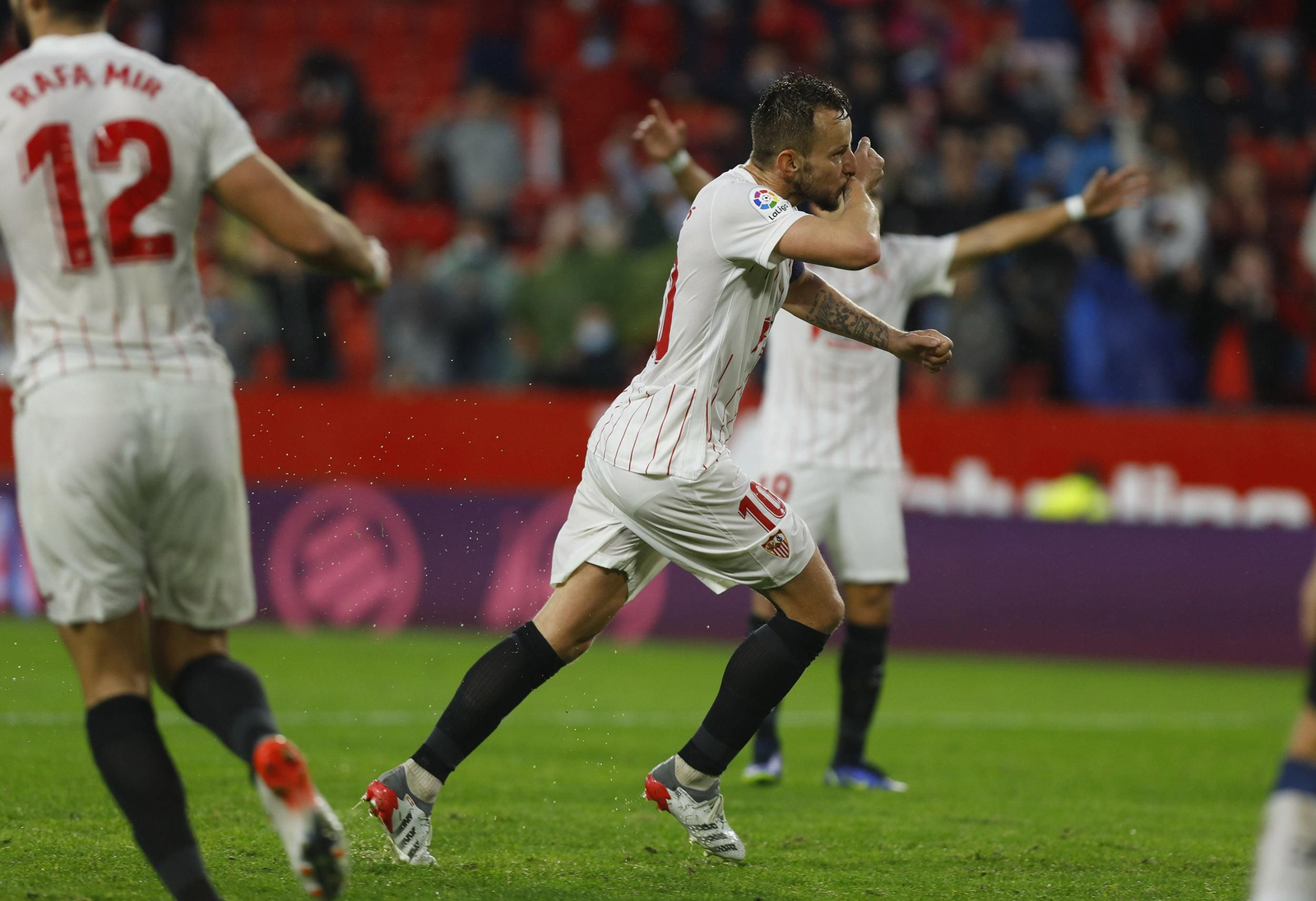 Las imágenes del Sevilla-Alavés
