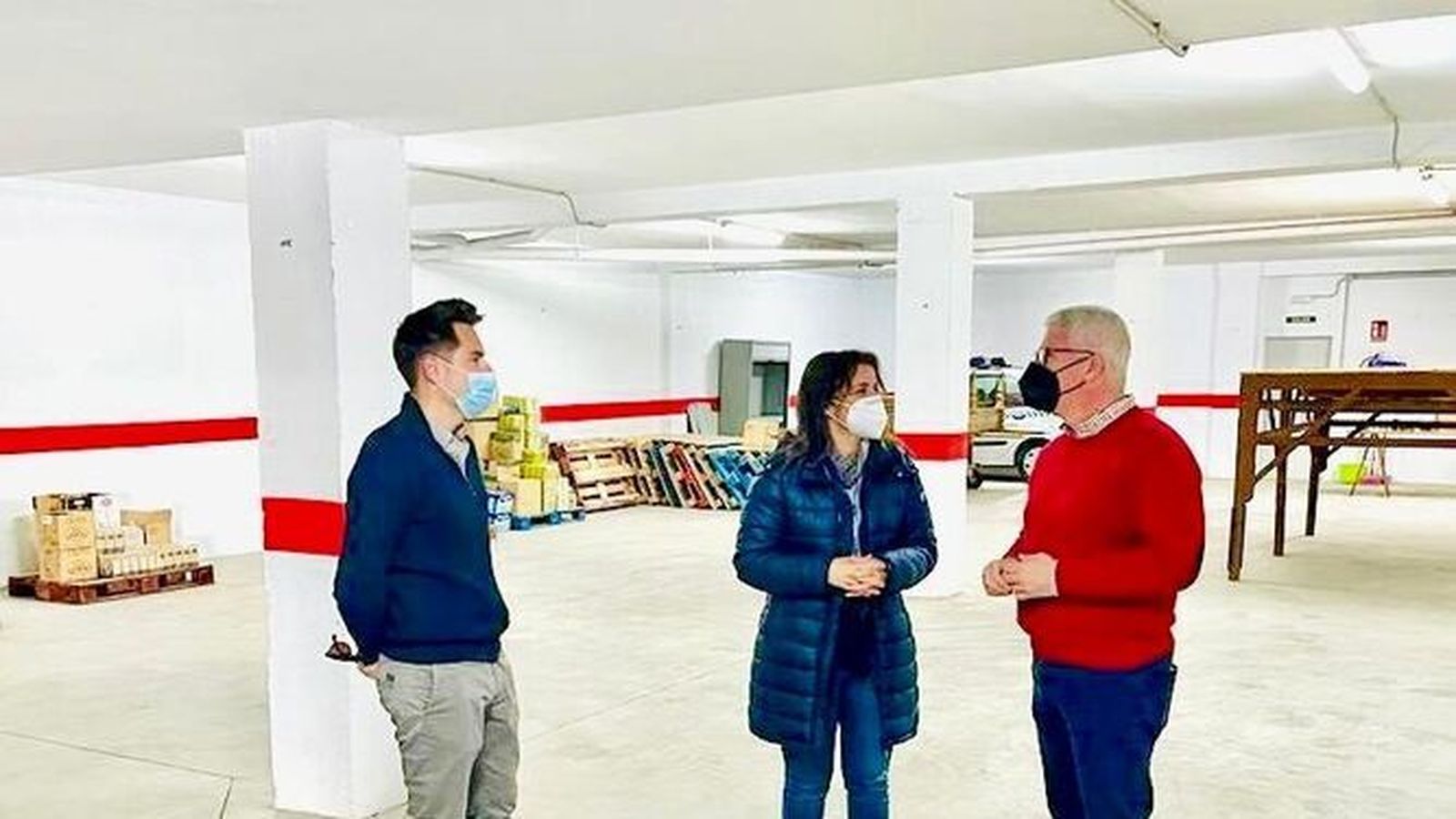 La alcaldesa y representantes del CRS-II visitan el inmueble cedido.