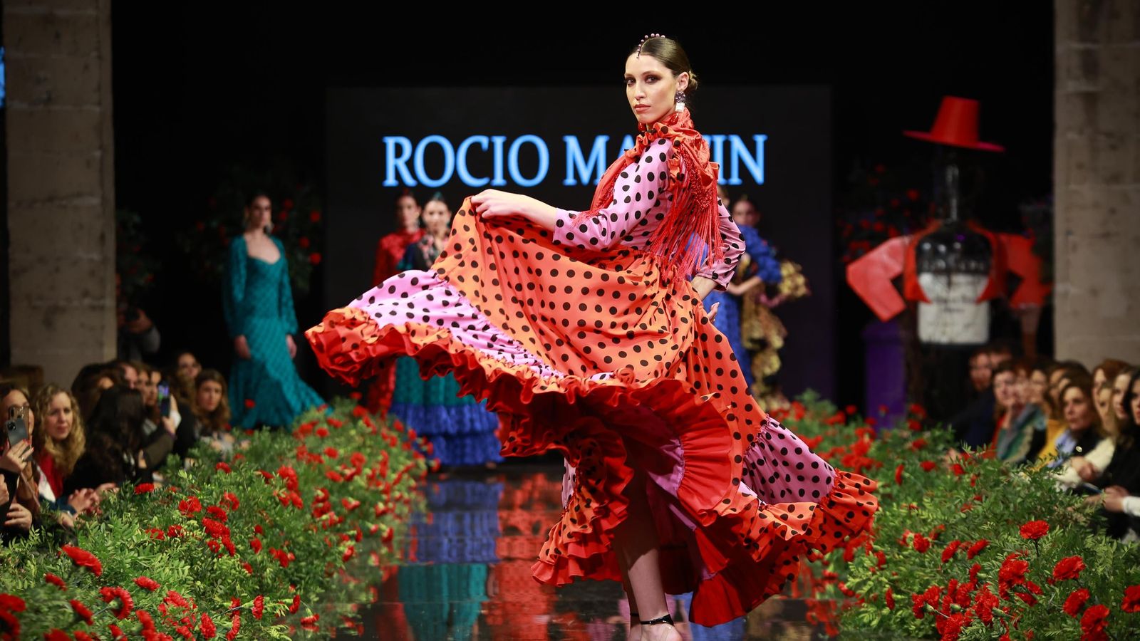 Desfile de Rocío Martín de Gitana en la Pasarela Flamenca Jerez Tío Pepe 2023