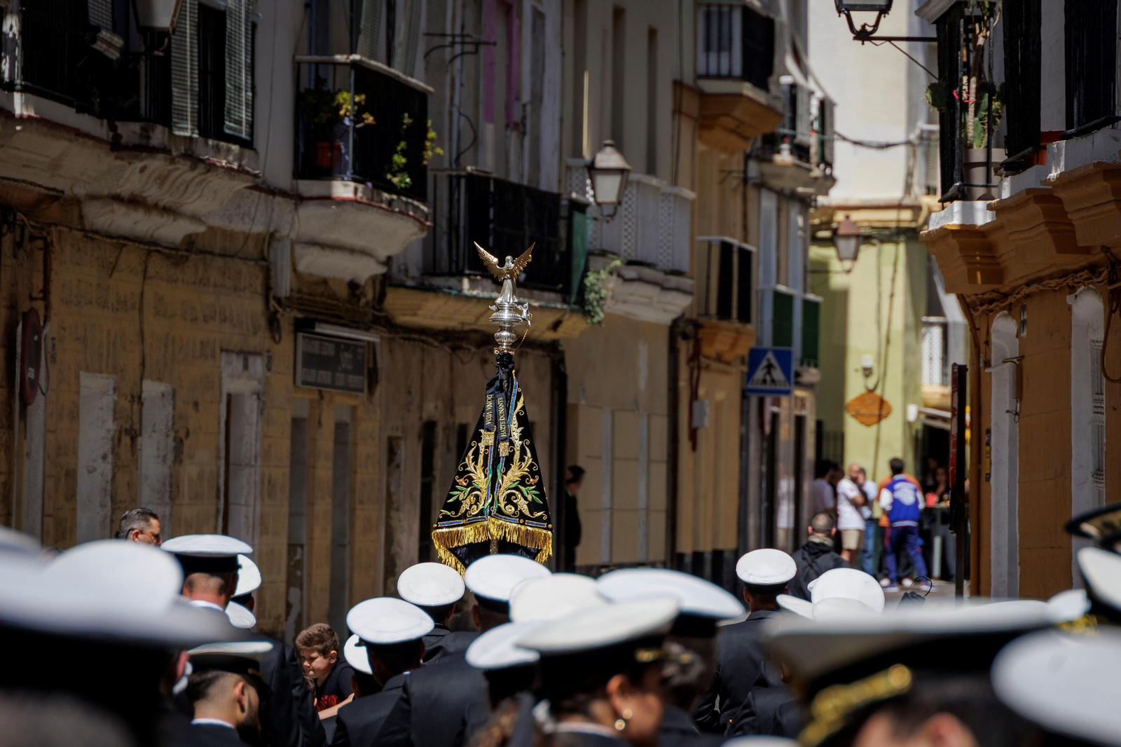 Las imágenes de la salida de Las Penas  en el domingo de Ramos de Cádiz de la Semana Santa 2023