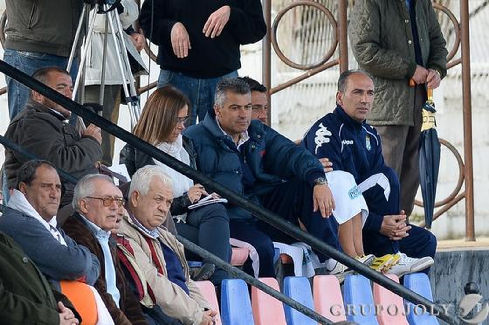 El XCD, que tampoco paga al árbitro, cae ante el Mairena (2-1) con un gol dudoso en el minuto 89.

Foto: LOF