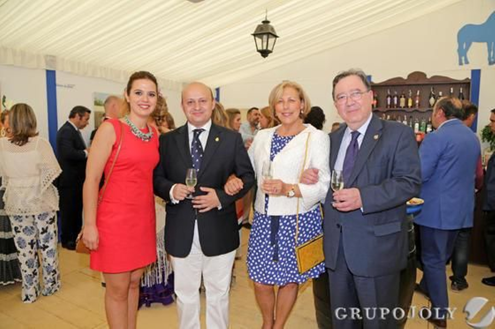 El presidente de la Real Academia San Dionisio de Ciencias, Artes y Letras, Joaquín Ortiz Tardío, junto a los académicos Pilar Chico y Marco Antonio Velo, y Marisa López Mesa. 

Foto: Vanesa Lobo