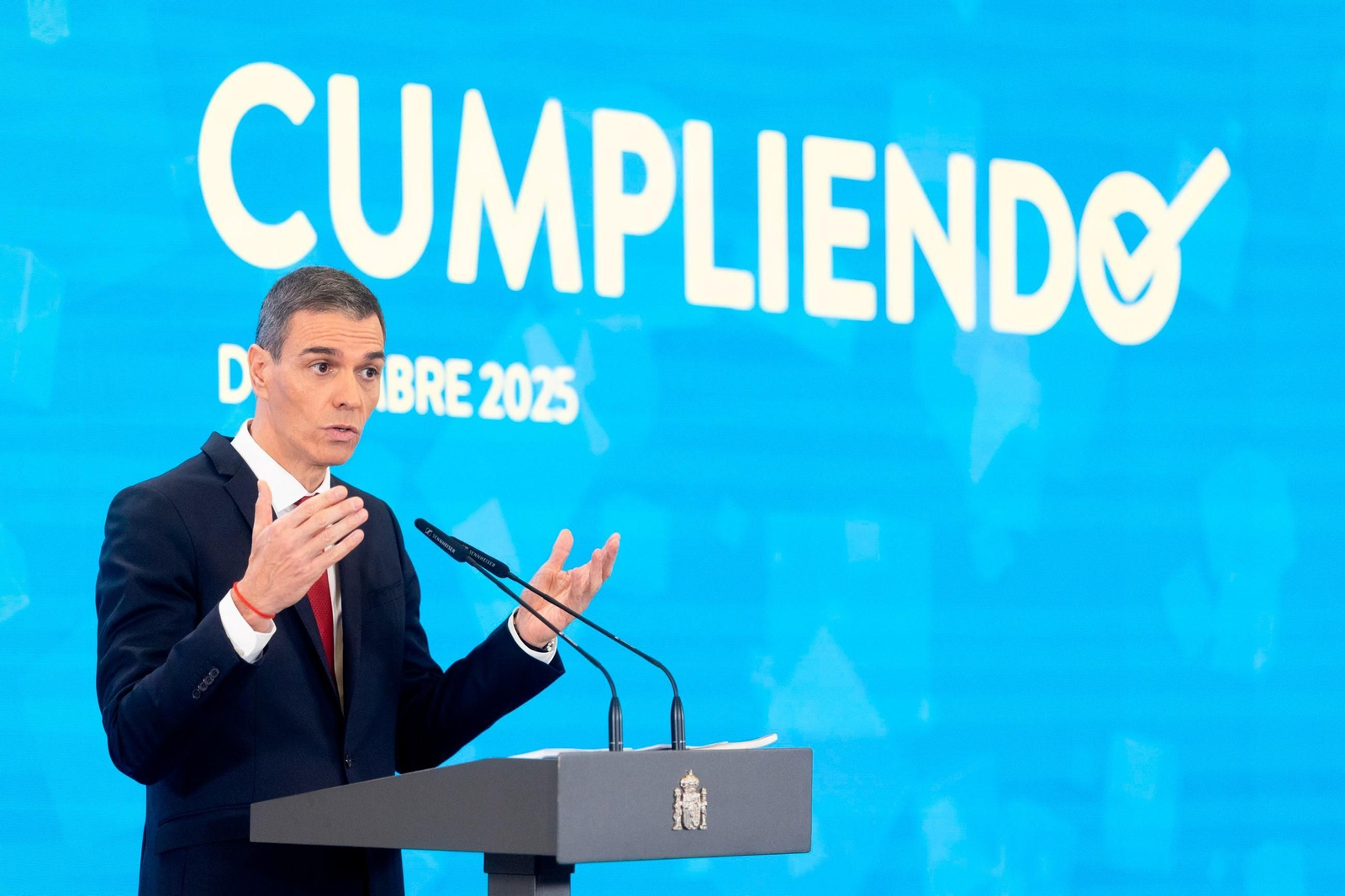 Pedro Sánchez hizo balance del curso político y presentó el informe periódico de rendición de cuentas ‘Cumpliendo’.