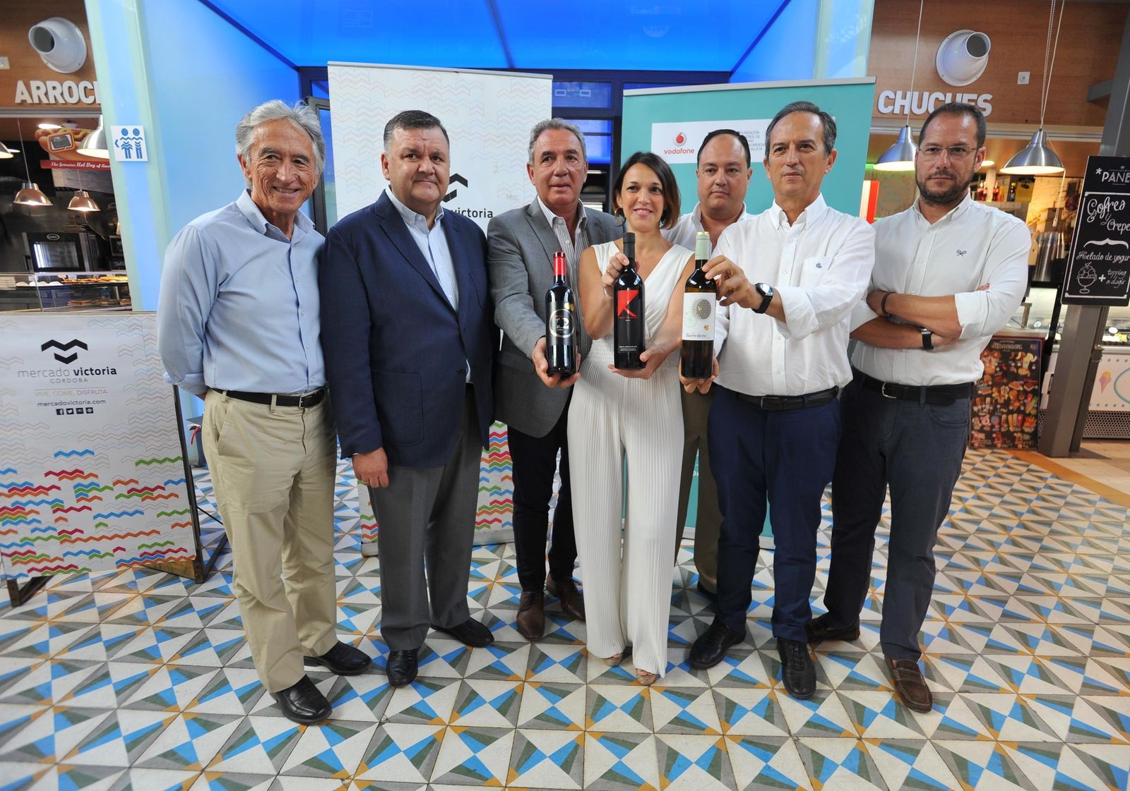 Presentación del proyecto en el Mercado Victoria.