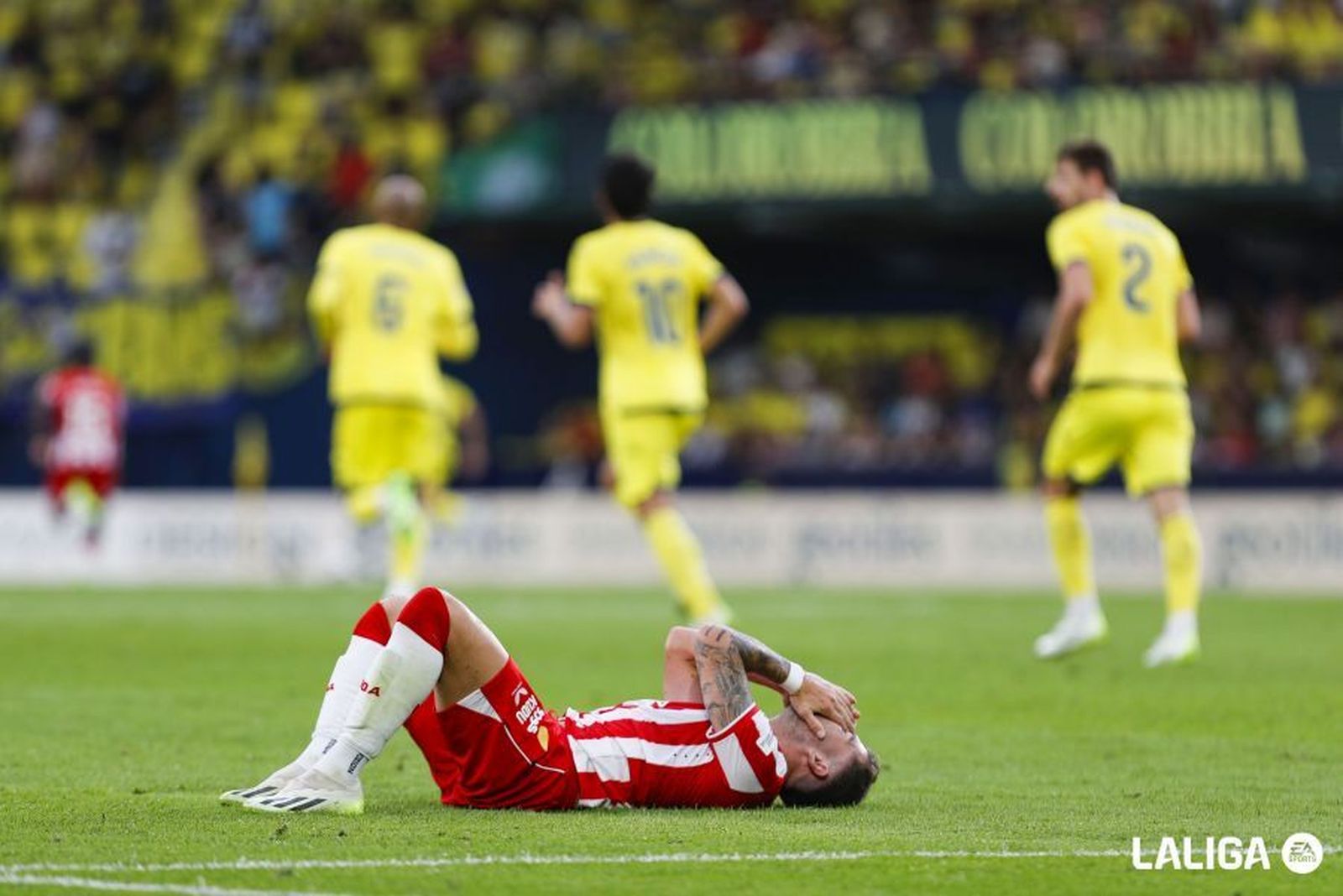 Embarba se lamenta de una de las ocasiones erradas por su equipo.