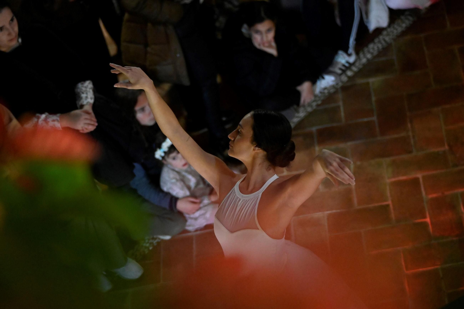 La Navidad llega a los Patios de Córdoba plagada de espectáculos y villancicos, en imágenes