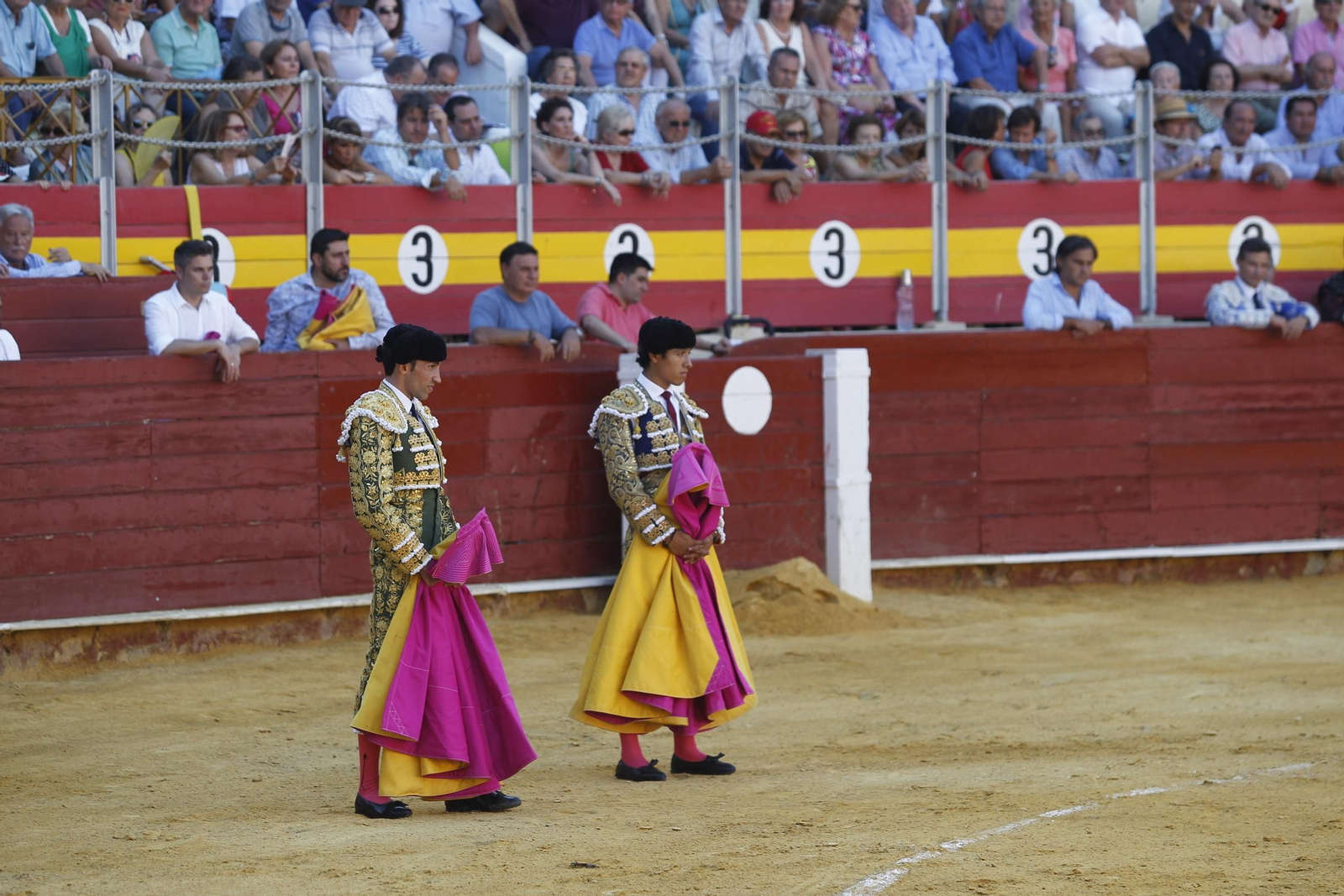 Fotogalería Primera Corrida de Toros. Feria de Almería 2019