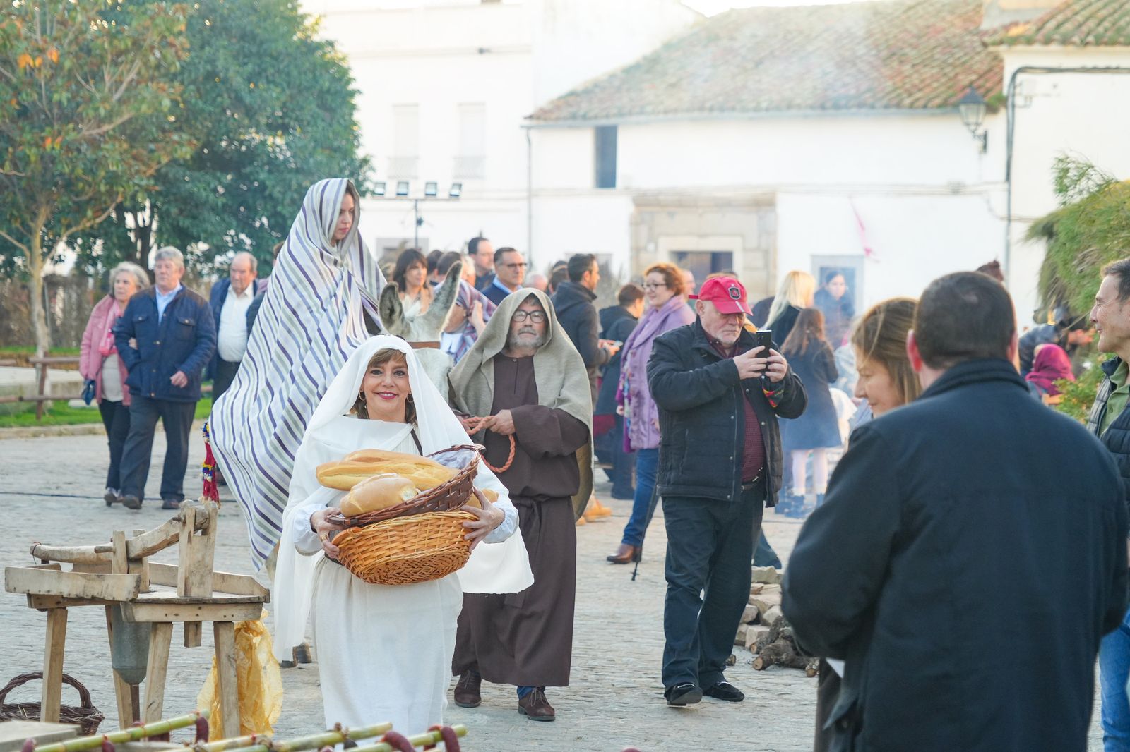 Torrecampo vive una nueva edición de su belén viviente, en imágenes