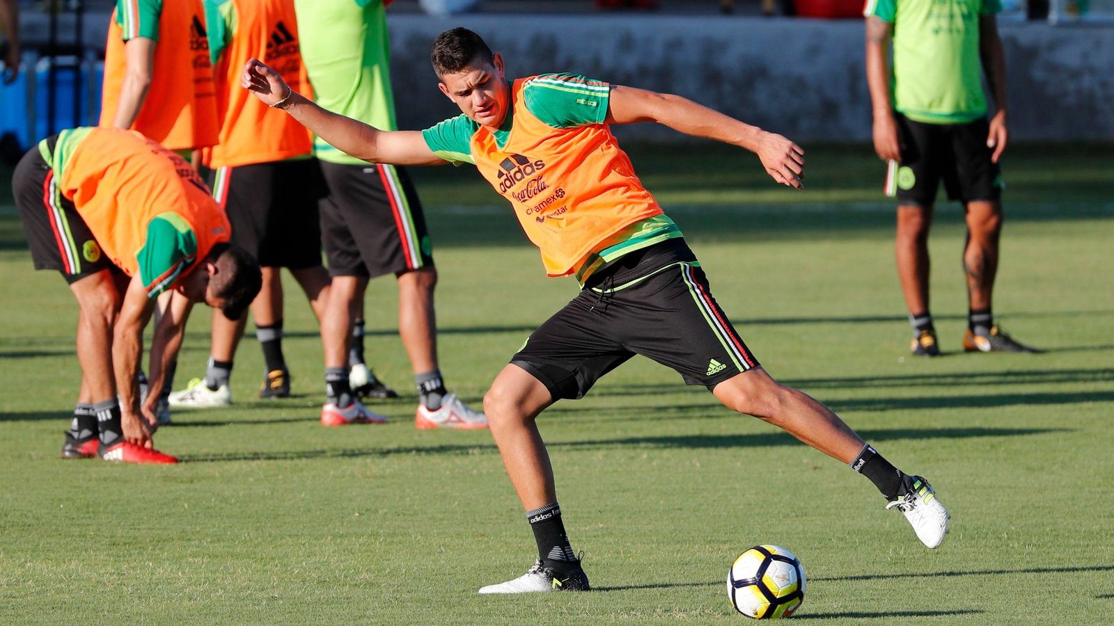 Nuevo fiasco para Montes, que cayó con México en la fase de grupos de la Copa América