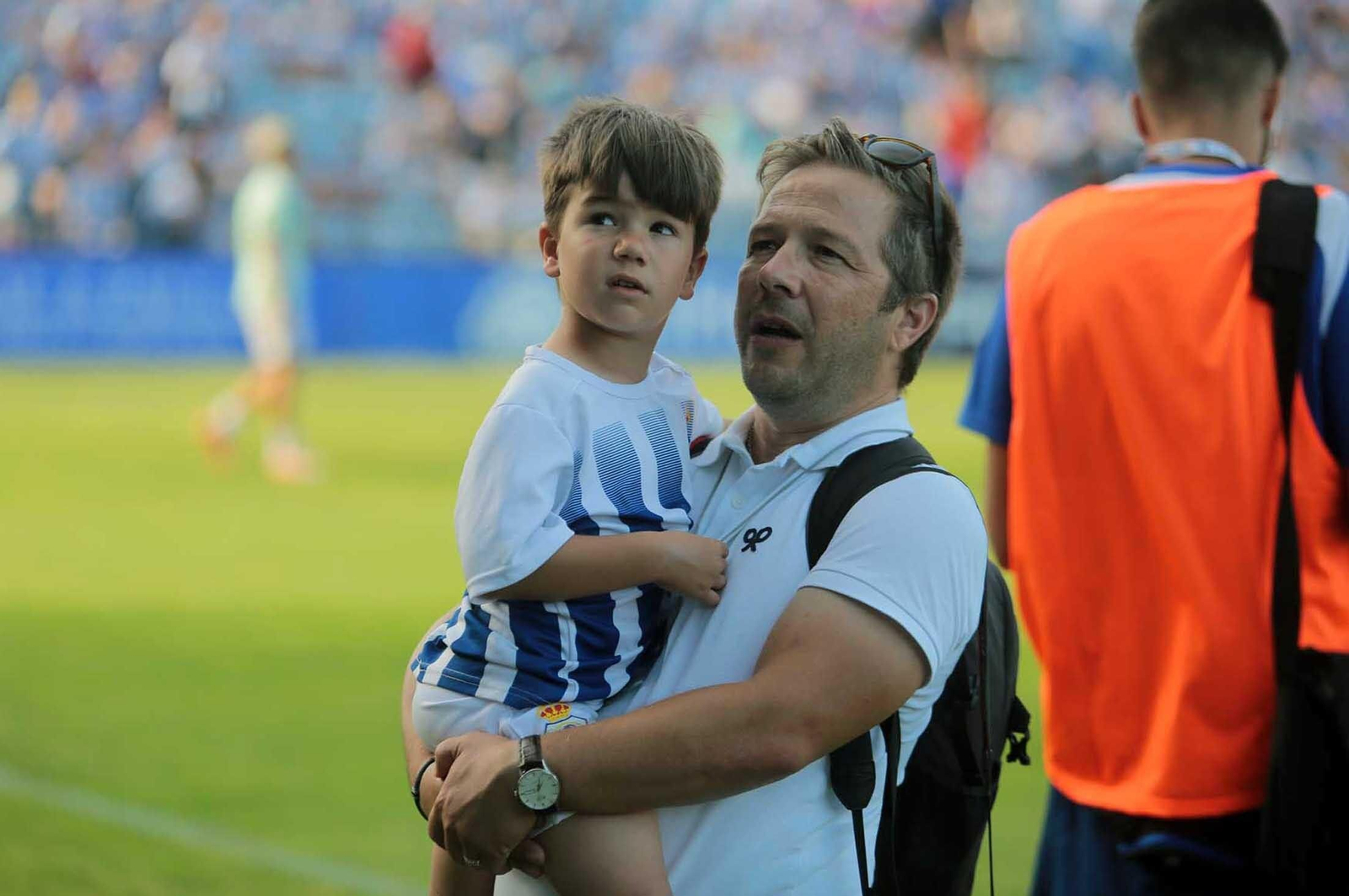 Imágenes del gran ambiente en el Nuevo Colombino en el ascenso del Recre