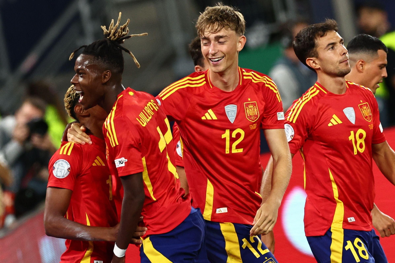 Dean Huijsen, titular imperial en el España-Francia (5-4)