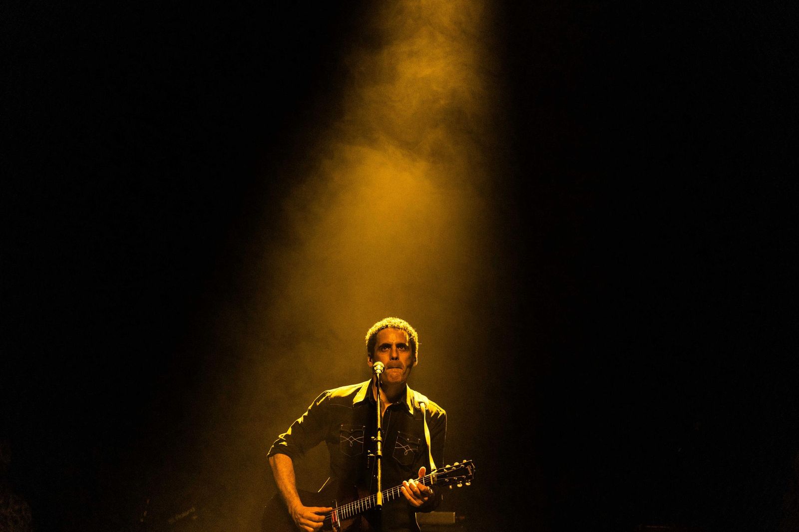 Espectacular concierto de Depedro en el Teatro de las Cortes de San Fernando