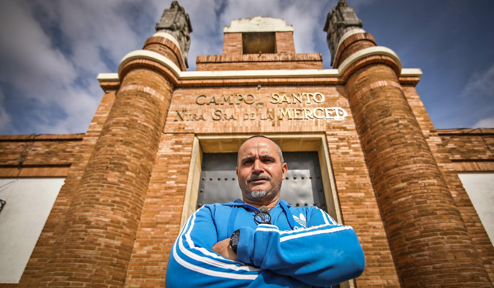 Día de todos los Santos en el cementerio