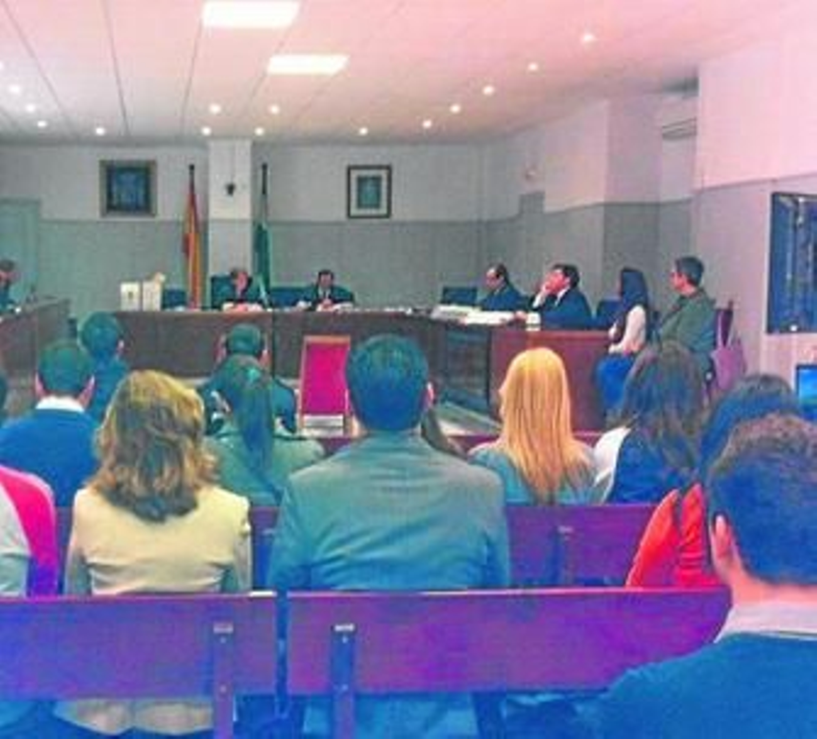 Primera sesión del juicio en la Audiencia Provincial con jurado popular.