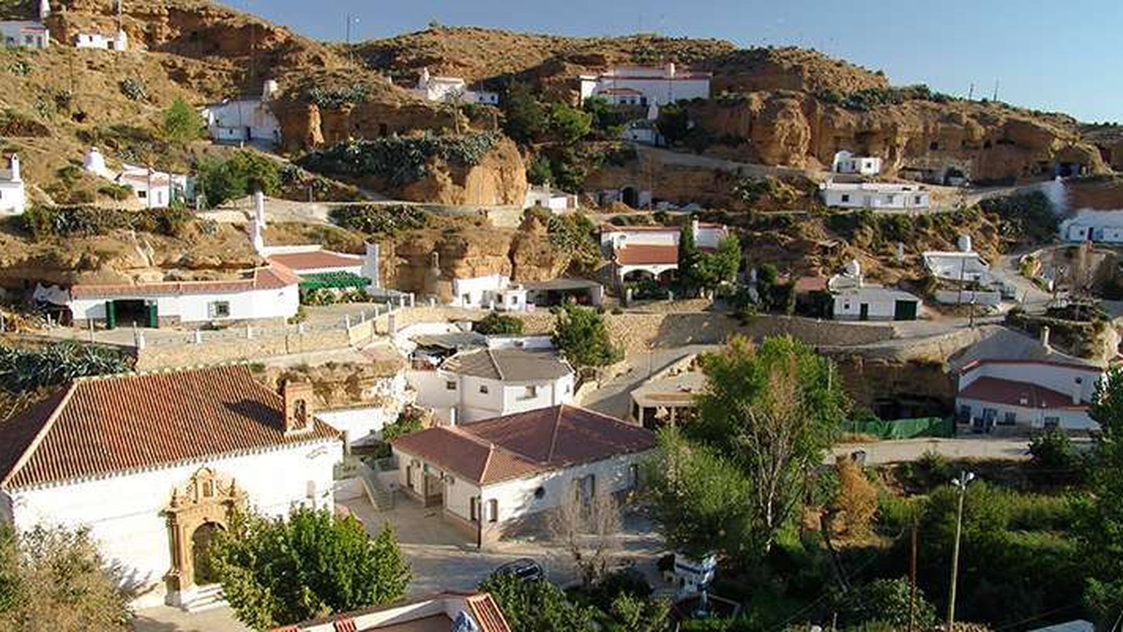 El municipio alberga uno de los balnearios más importantes de España.