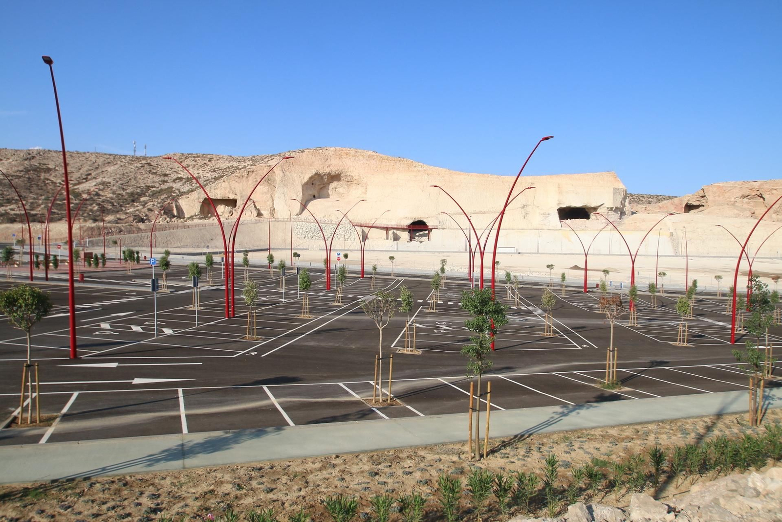 Las tareas de urbanización en el entorno de Ikea, listas