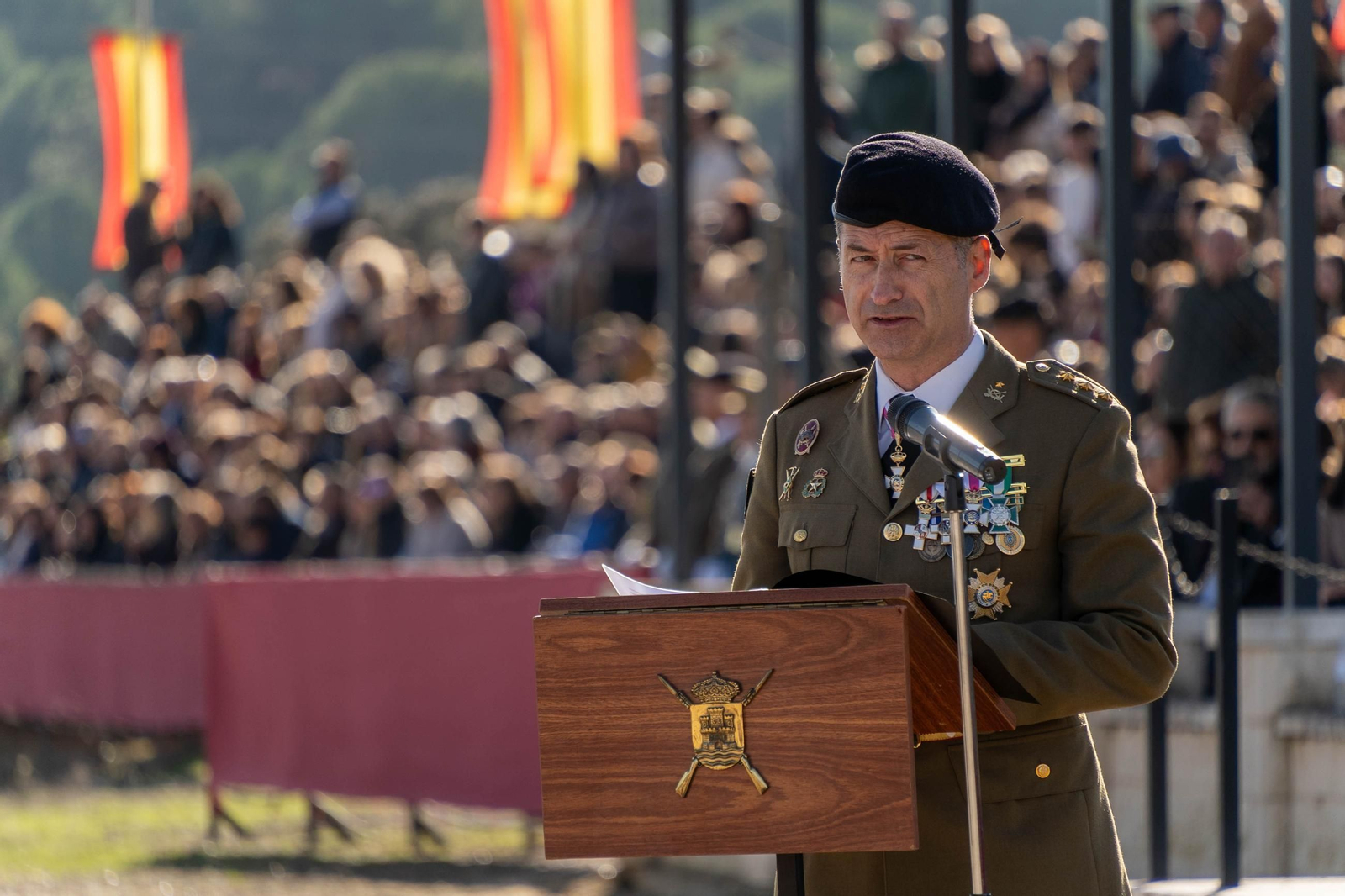 Las mejores imágenes del homenaje de la BRI X a la Inmaculada en Cerro Muriano