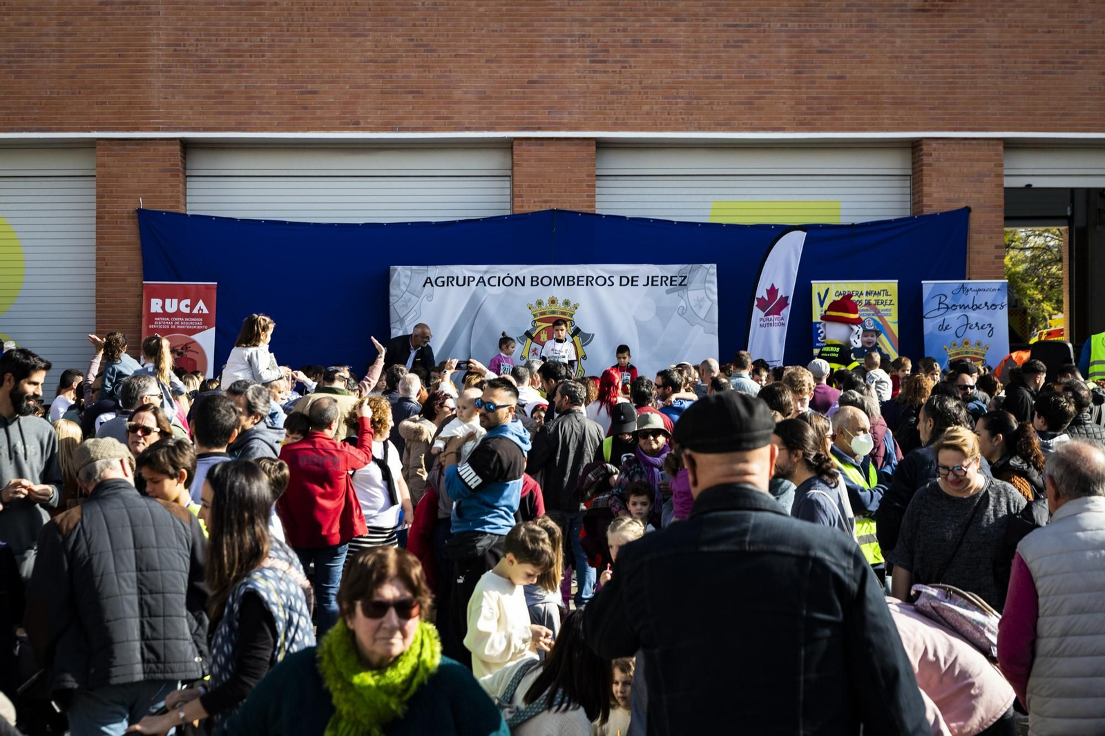 Imágenes de la V Carrera Infantil Bomberos de Jerez