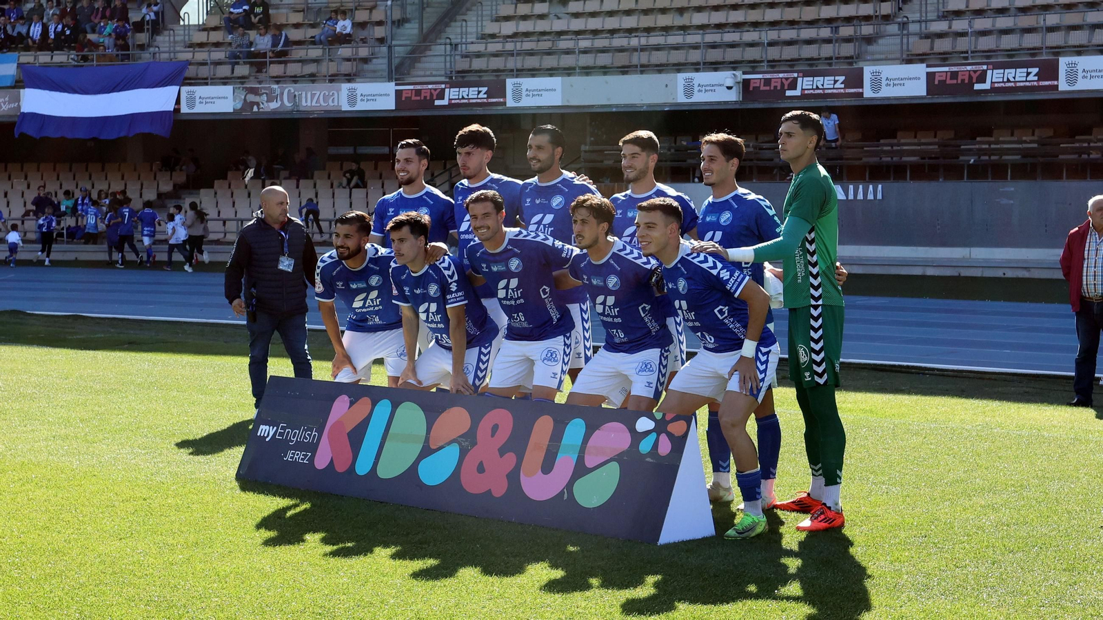 Imágenes del Xerez DFC contra el Don Benito en Chapín