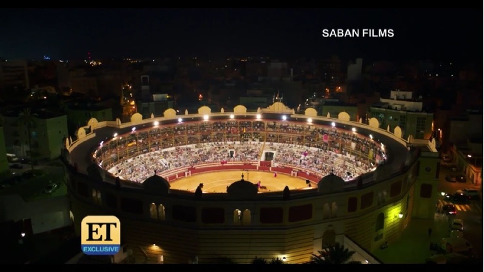 Vista área de la plaza de Toros de la capital dentro del tráiler.