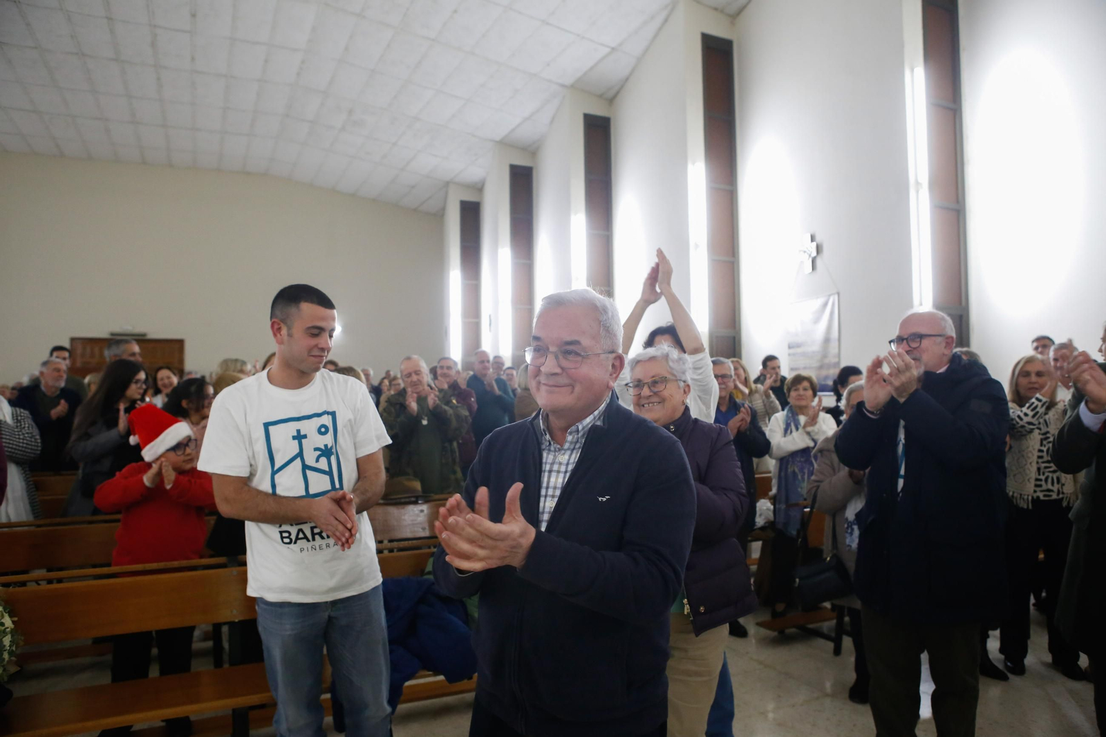 Las fotos del homenaje al padre Pedro por sus 50 años de entrega absoluta a la Piñera