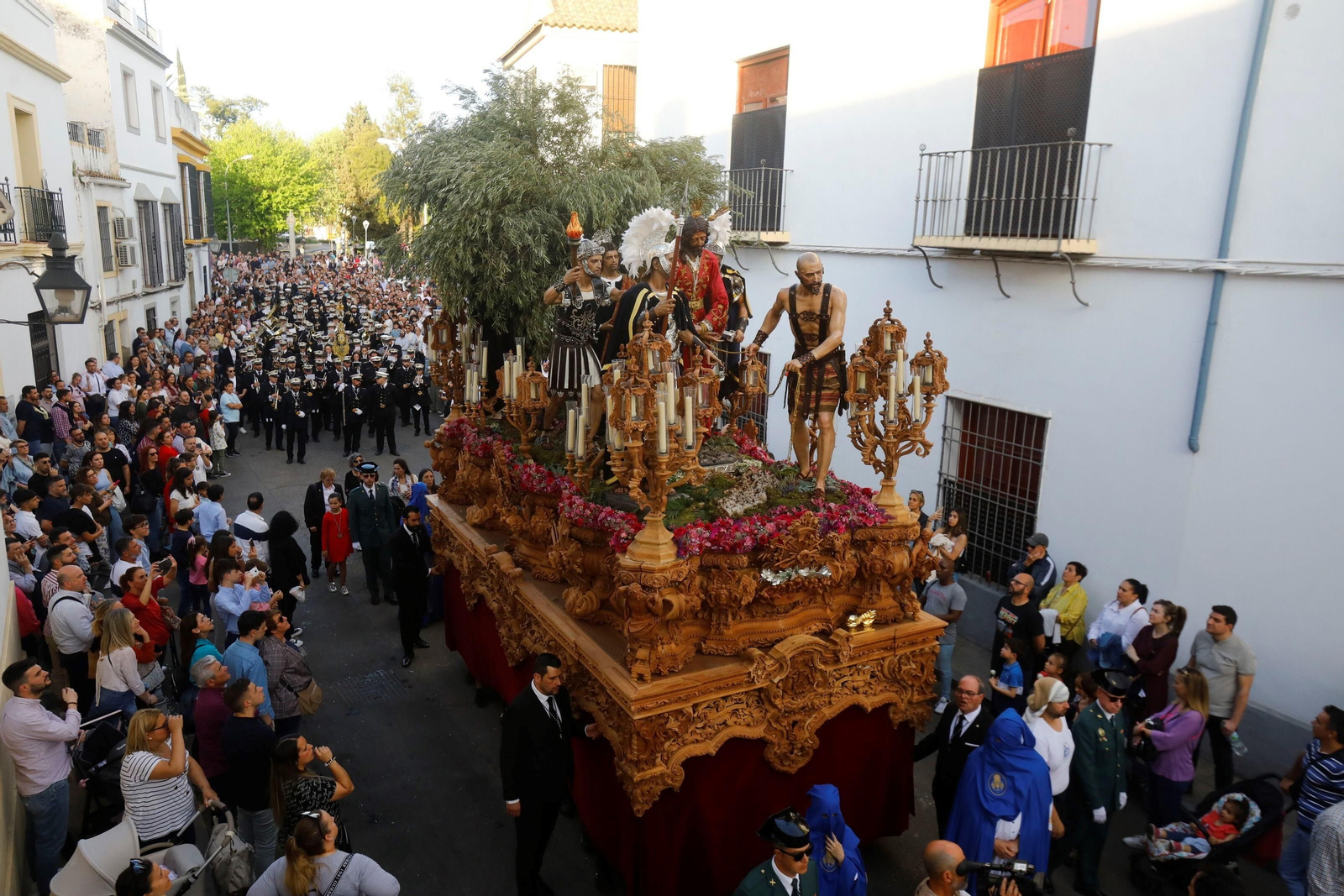Martes Santo en Córdoba: la procesión del Prendimiento, en imágenes