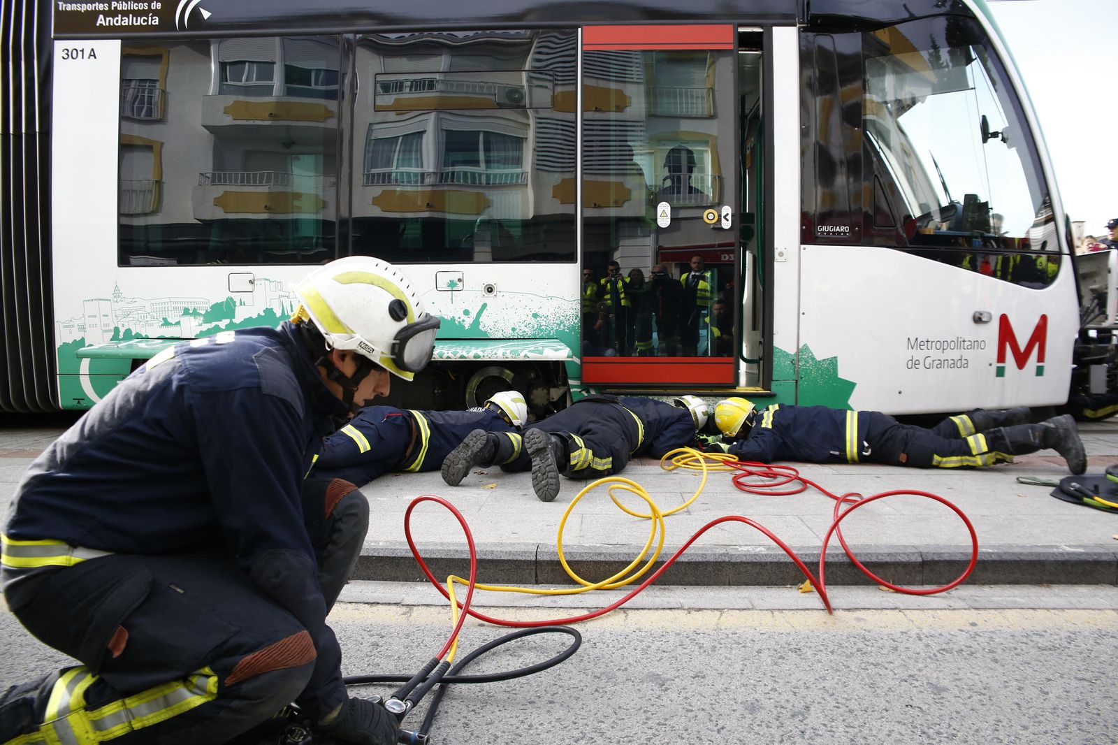 Simulación de un atropello en la parada del Metro