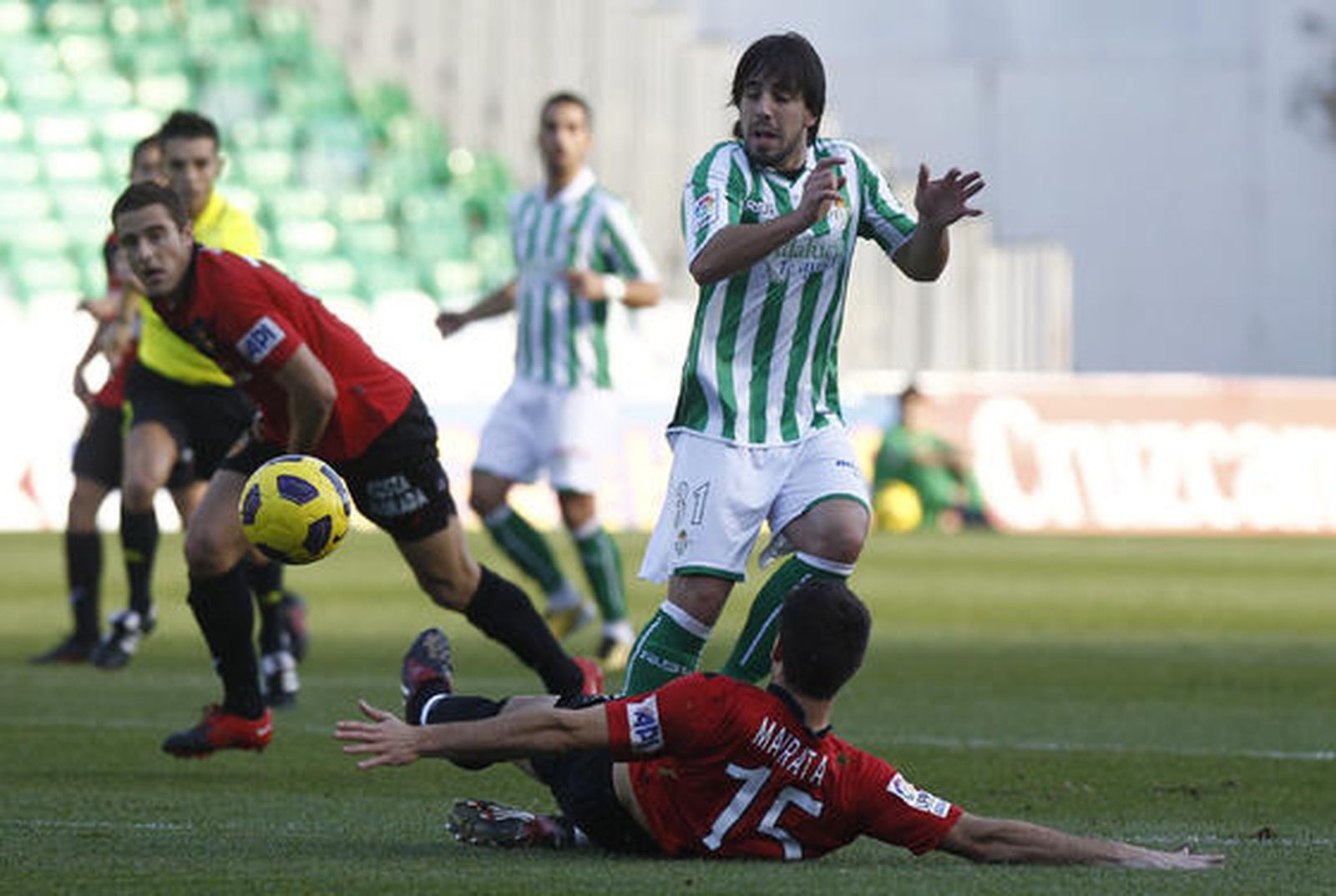 Los de Mel comienzan el año con victoria gracias a un penalti de Emana.

Foto: Pizarro